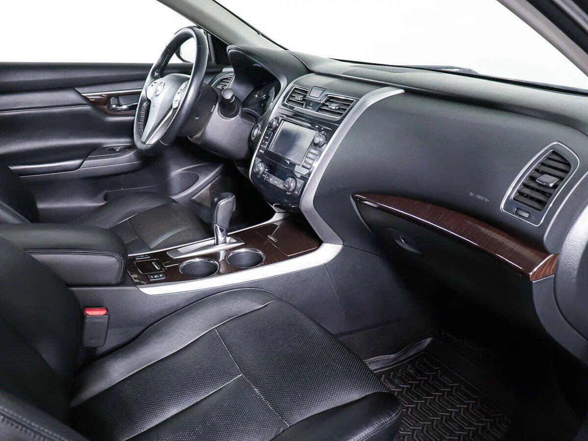 Nissan Teana 2016, черный