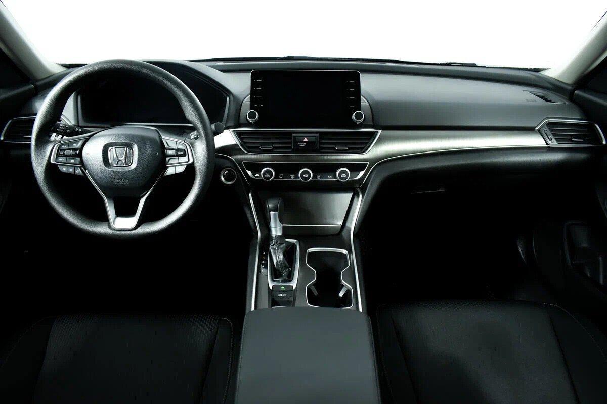 Honda Accord 2021, черный