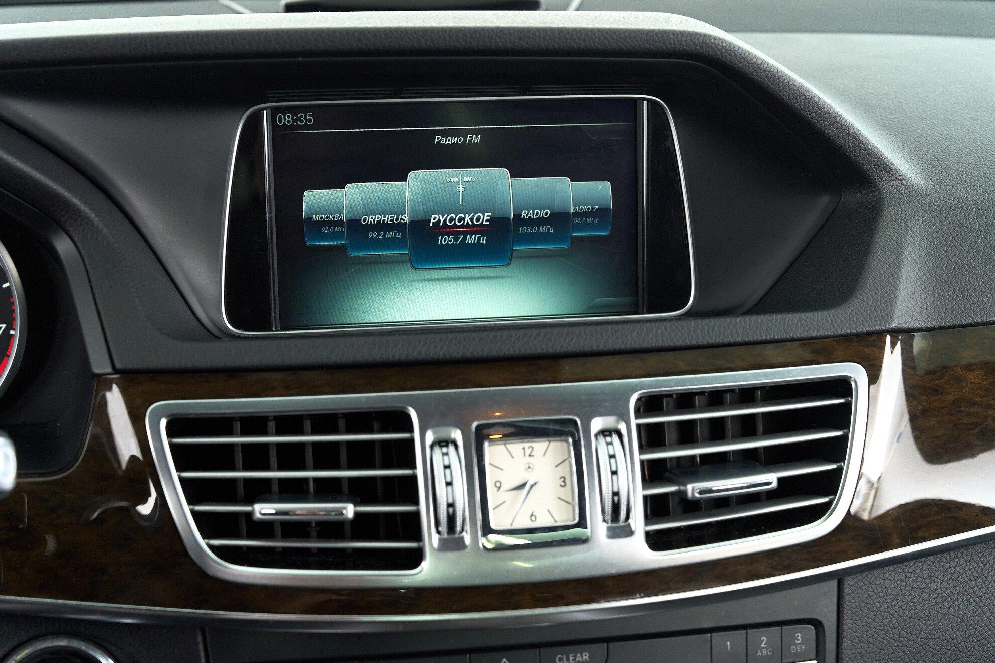 Mercedes-Benz E-Класс 2015, черный