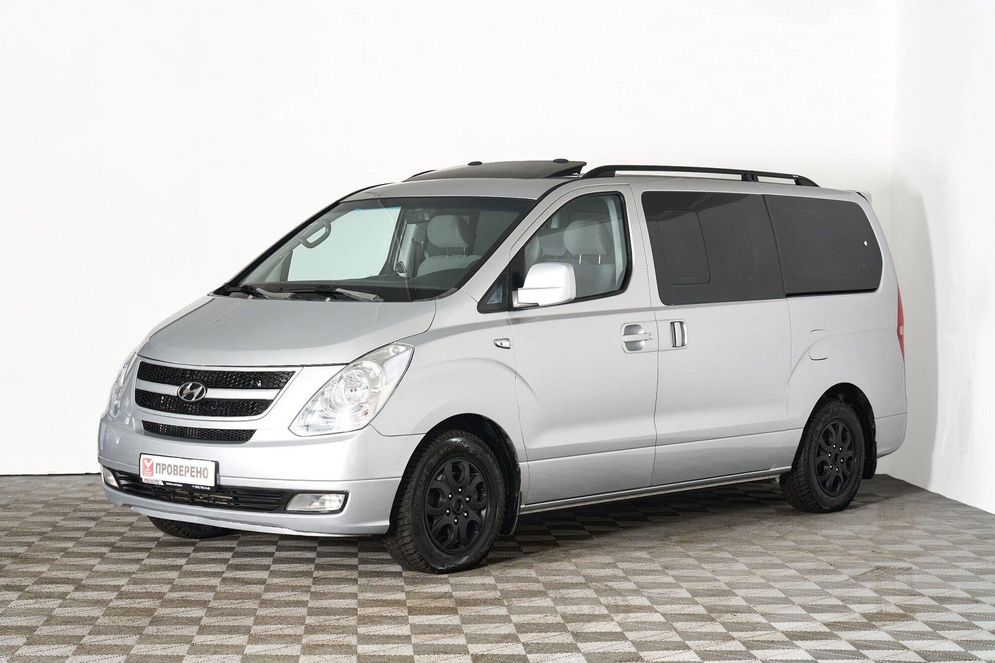 Hyundai Grand Starex 2010, серый