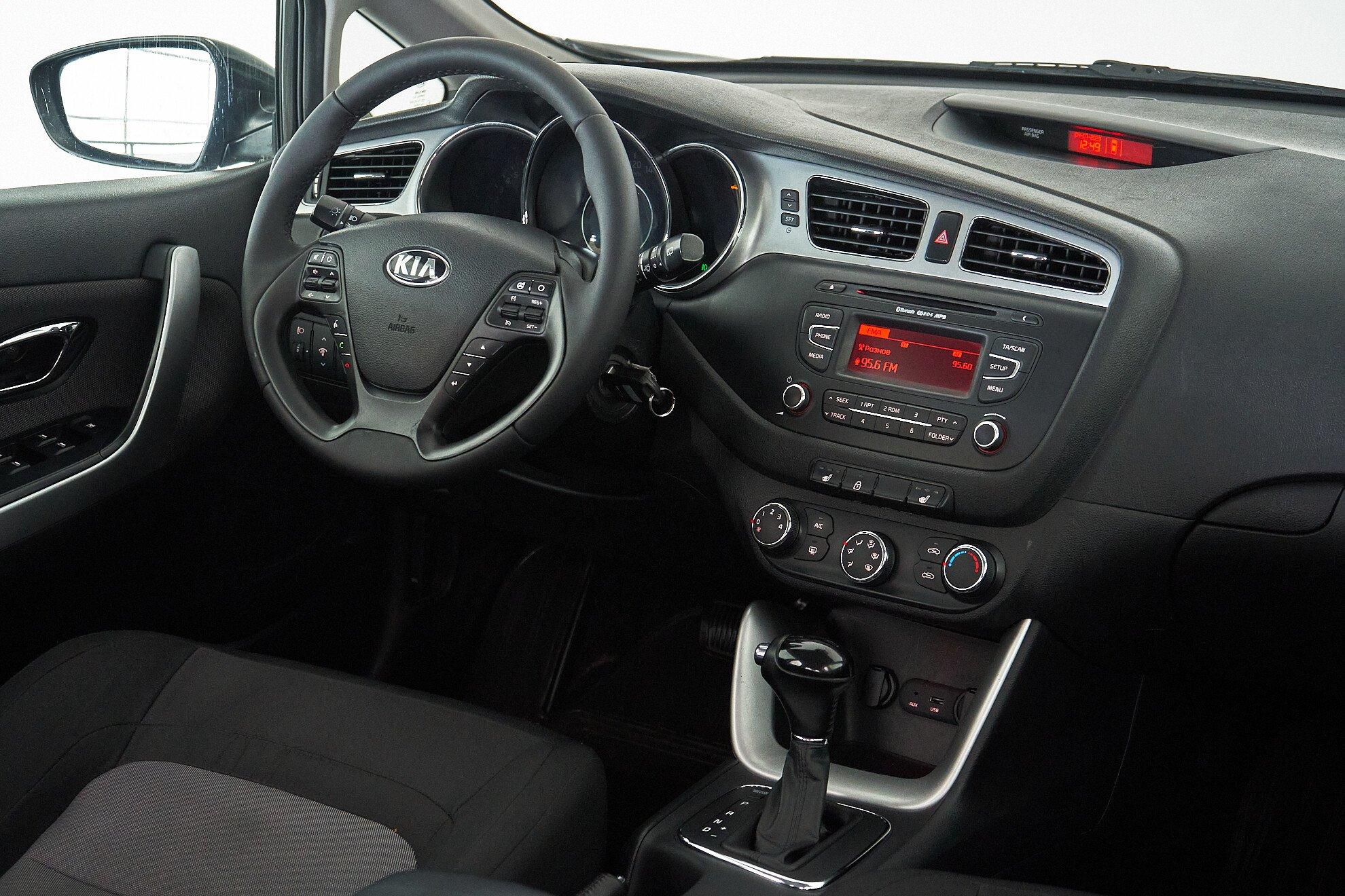 Kia Ceed 2014, черный