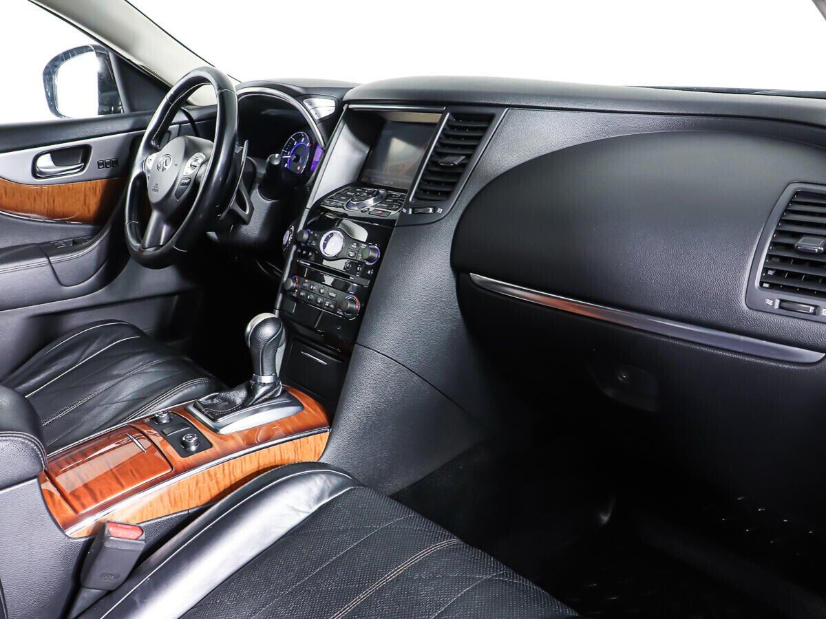 Infiniti QX70 2016, черный