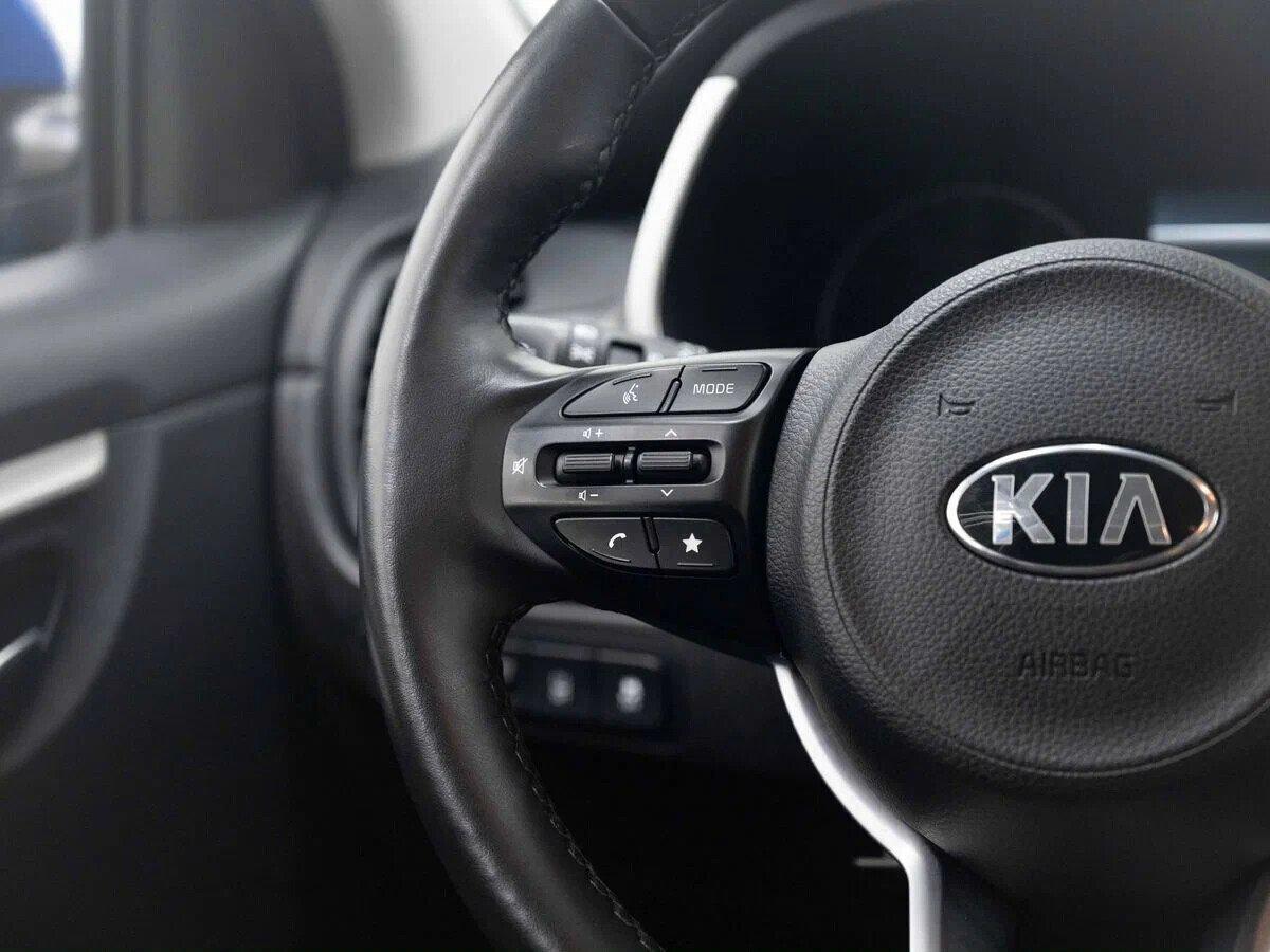 Kia Rio 2021, синий
