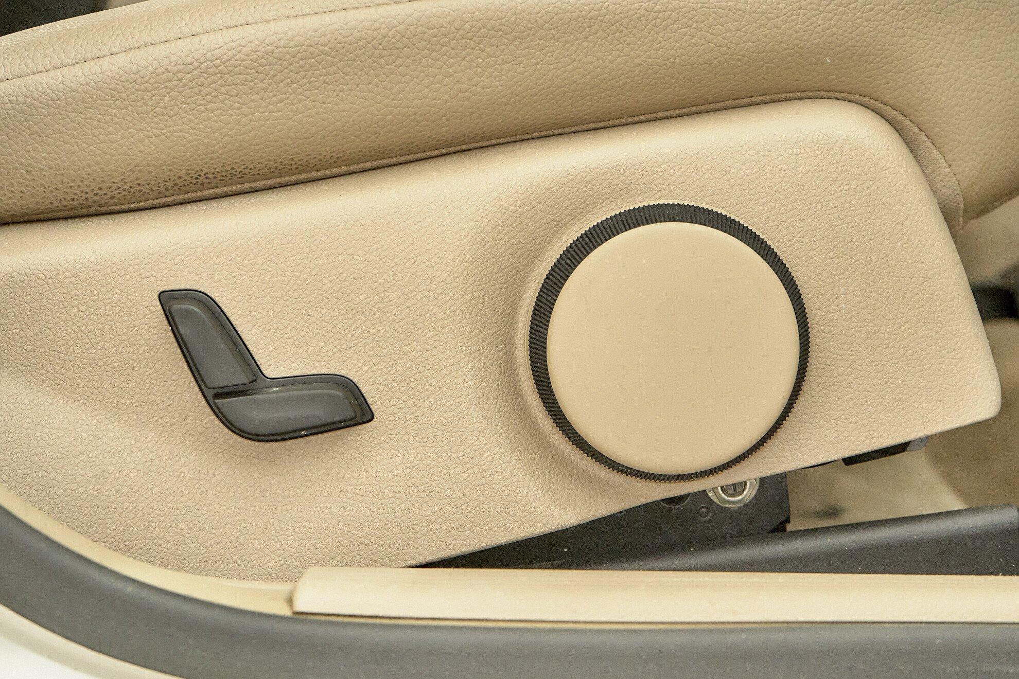 Mercedes-Benz GLK-Класс 2010, белый