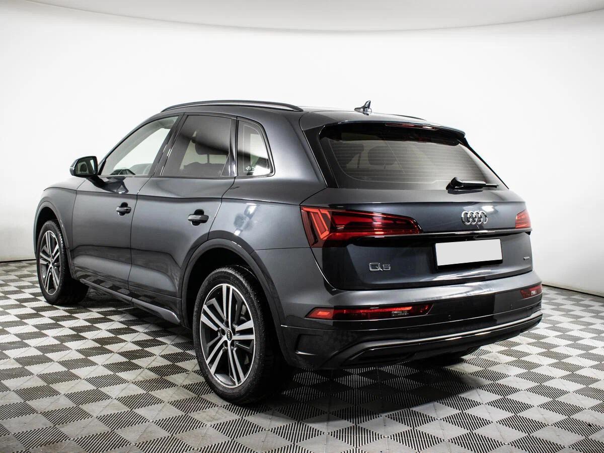 Audi Q5 2021, серый