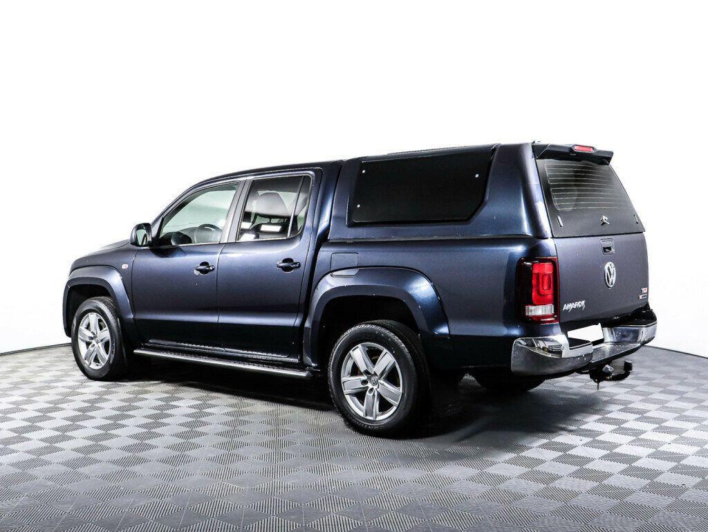 Volkswagen Amarok 2017, синий