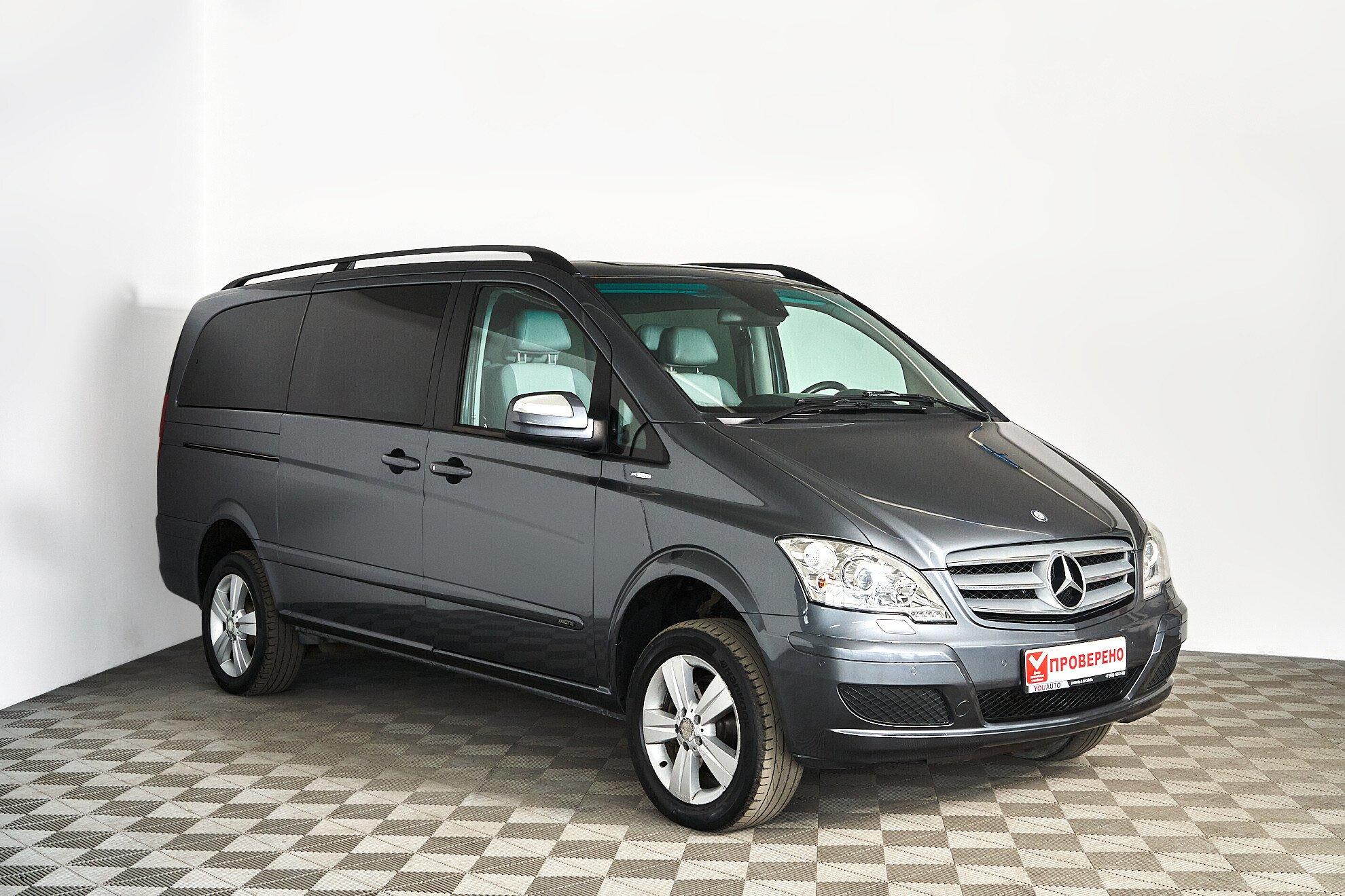 Mercedes-Benz Viano 2012, серый
