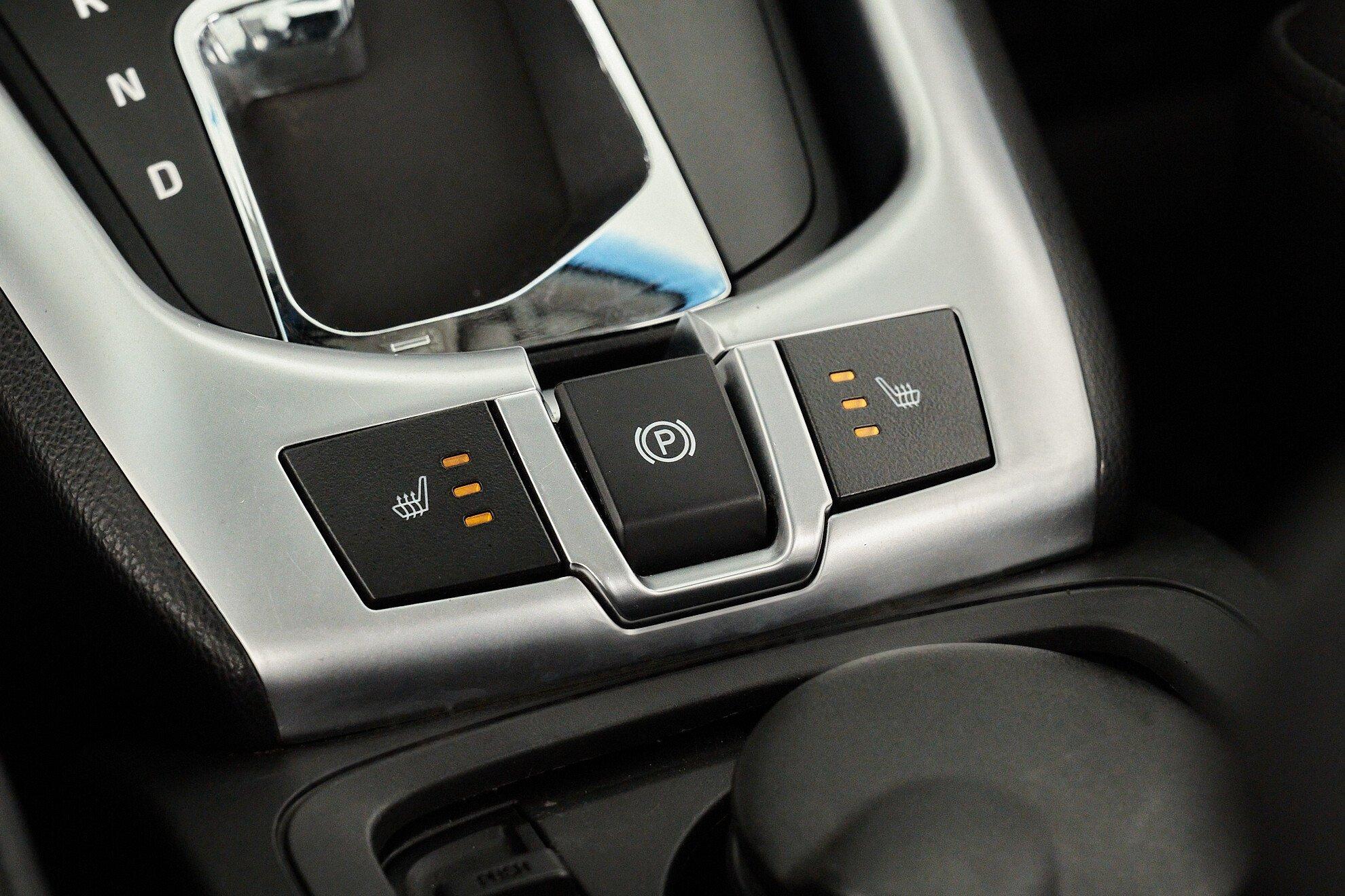 Opel Antara 2012, черный
