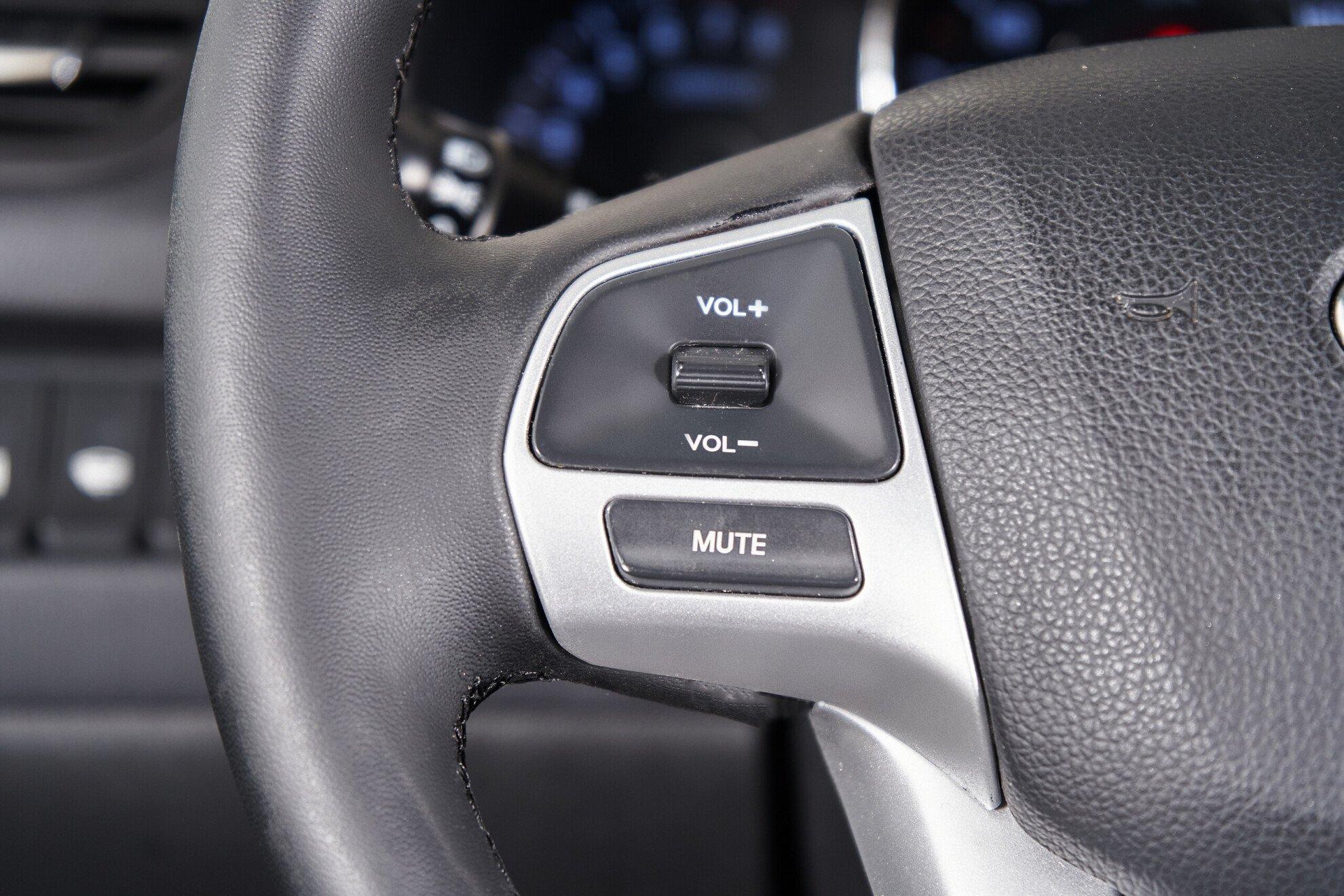 Kia Rio 2014, серебряный