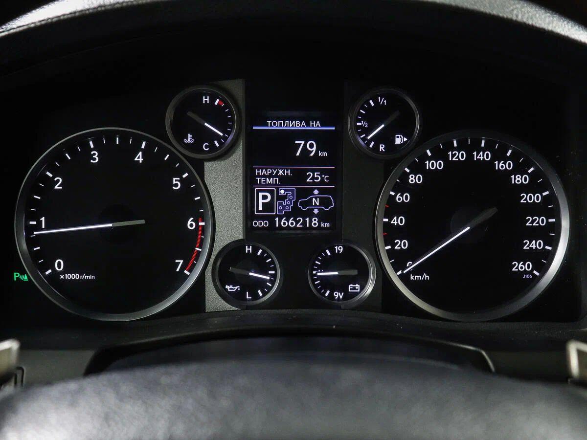 Lexus LX 2012, белый