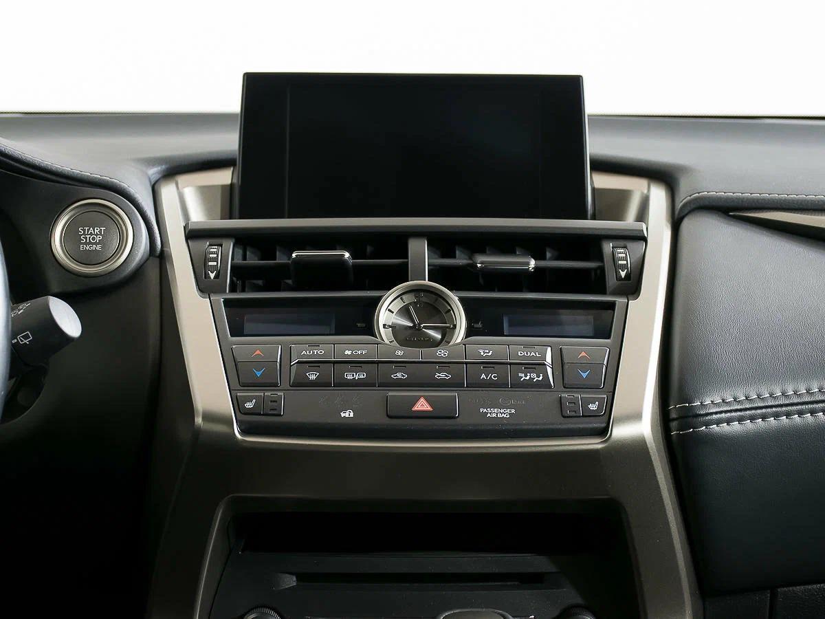 Lexus NX 2017, черный