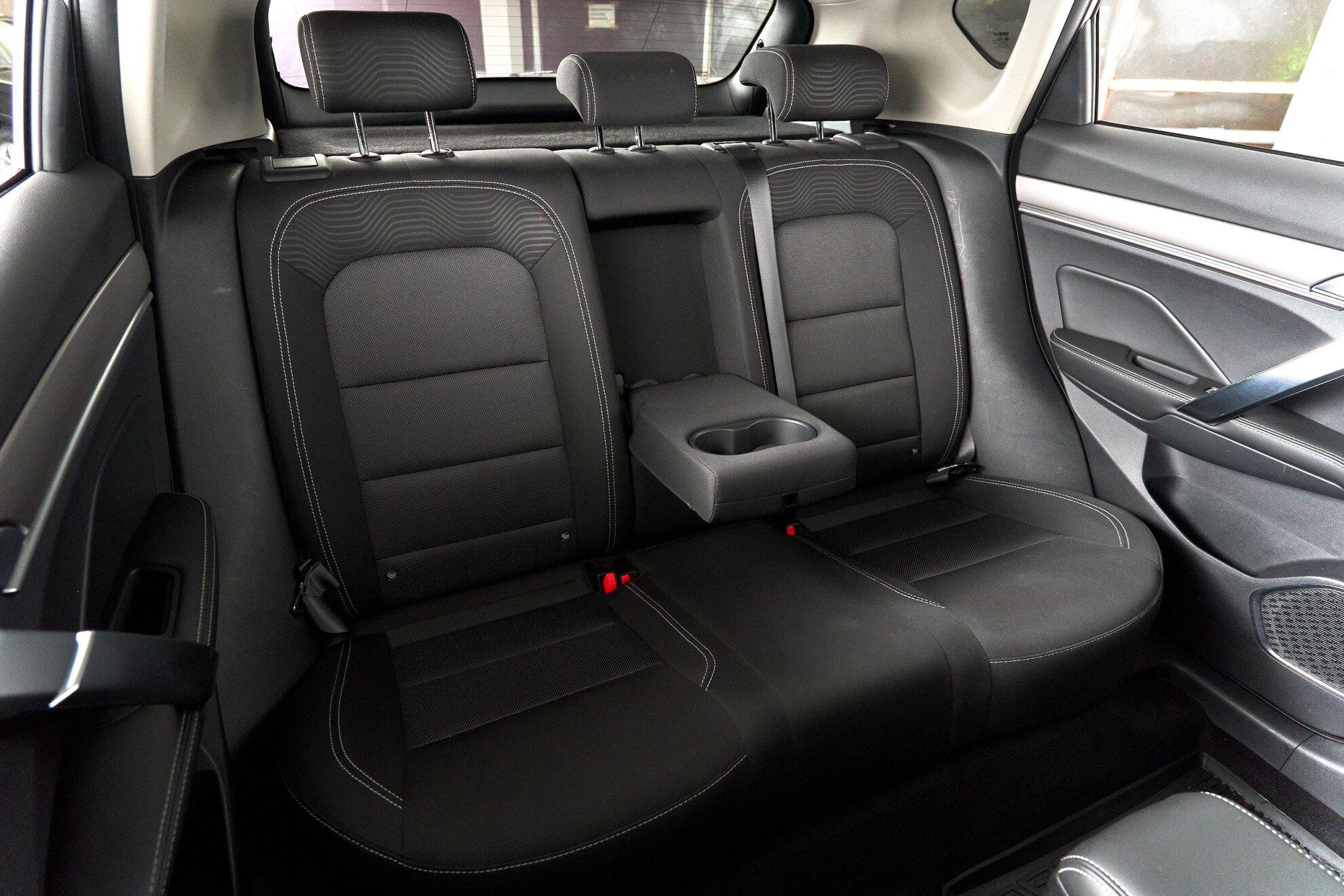 Geely Coolray 2020, серый