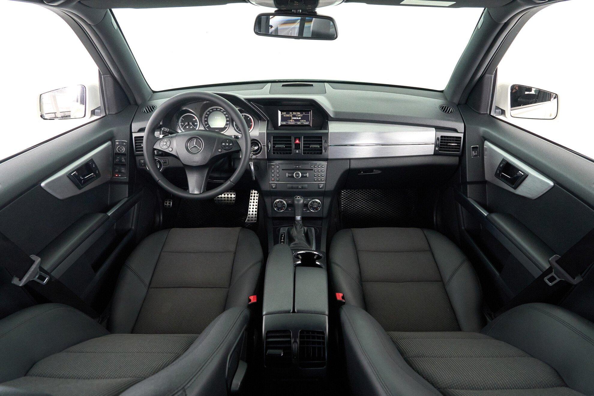 Mercedes-Benz GLK-Класс 2012, белый