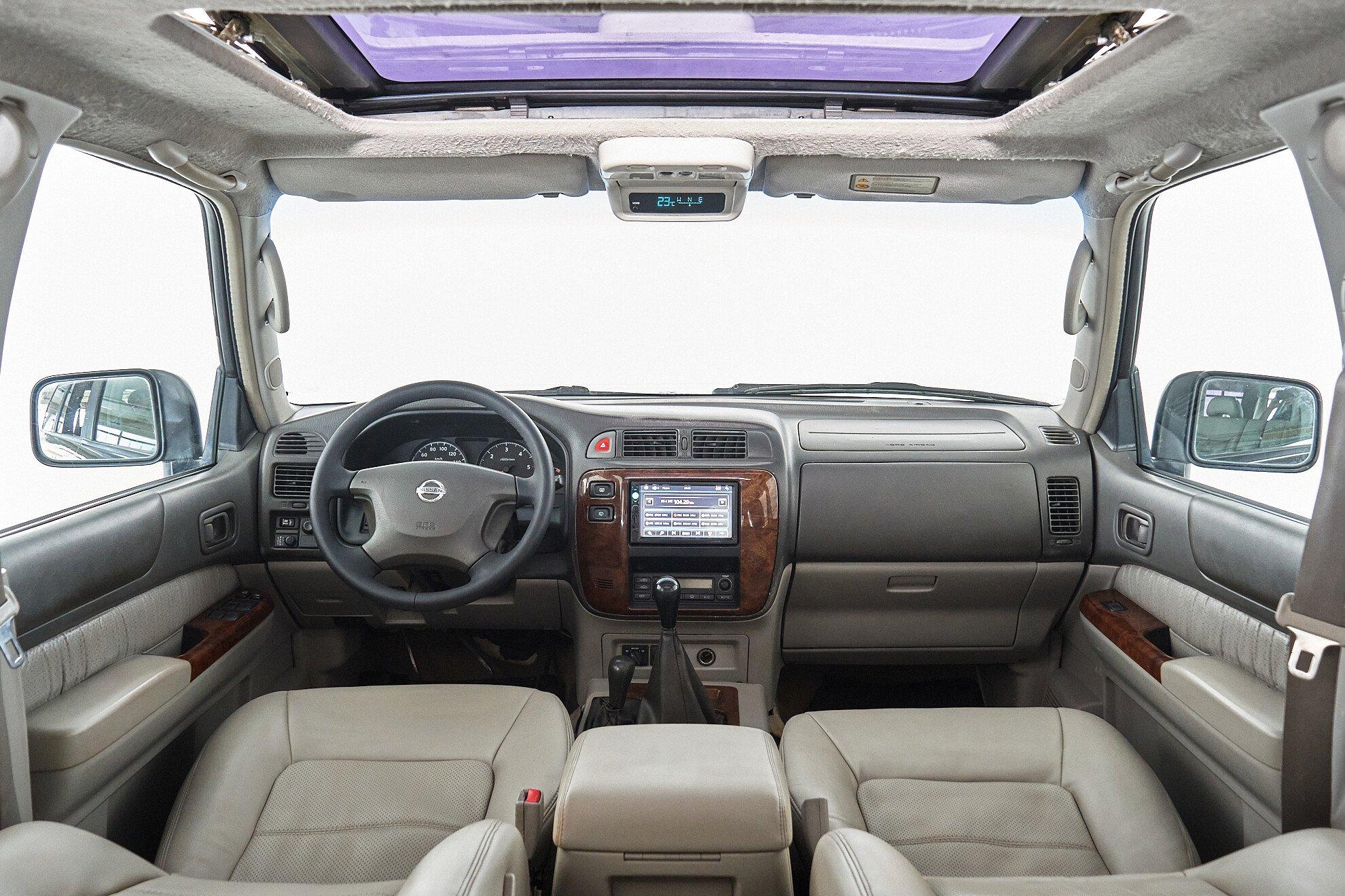 Nissan Patrol 2004, синий
