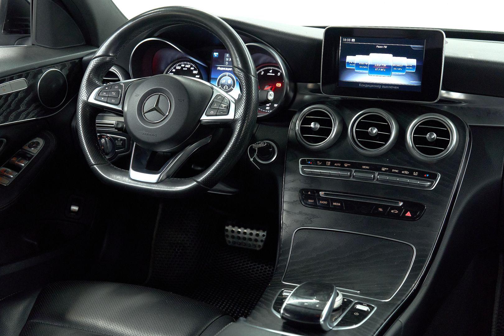 Mercedes-Benz C-Класс 2018, черный