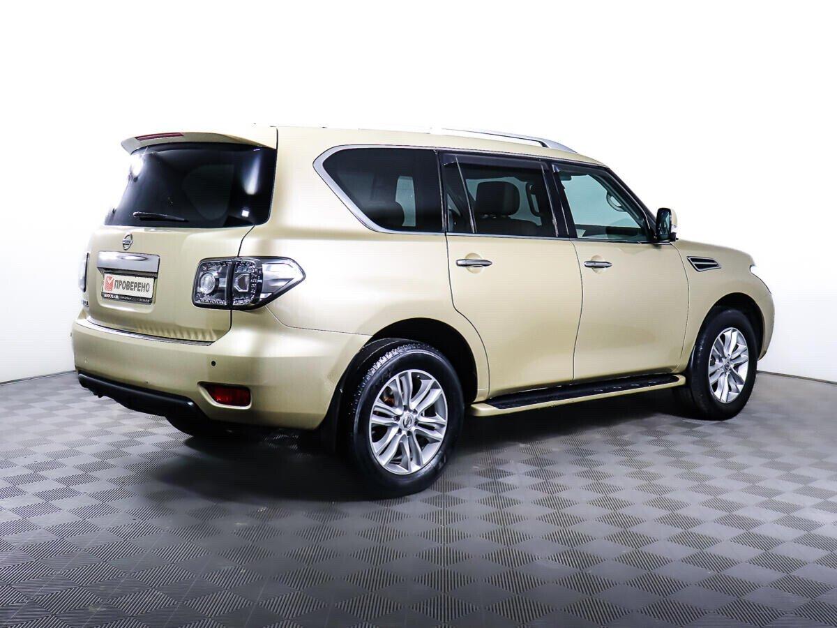 Nissan Patrol 2013, бежевый