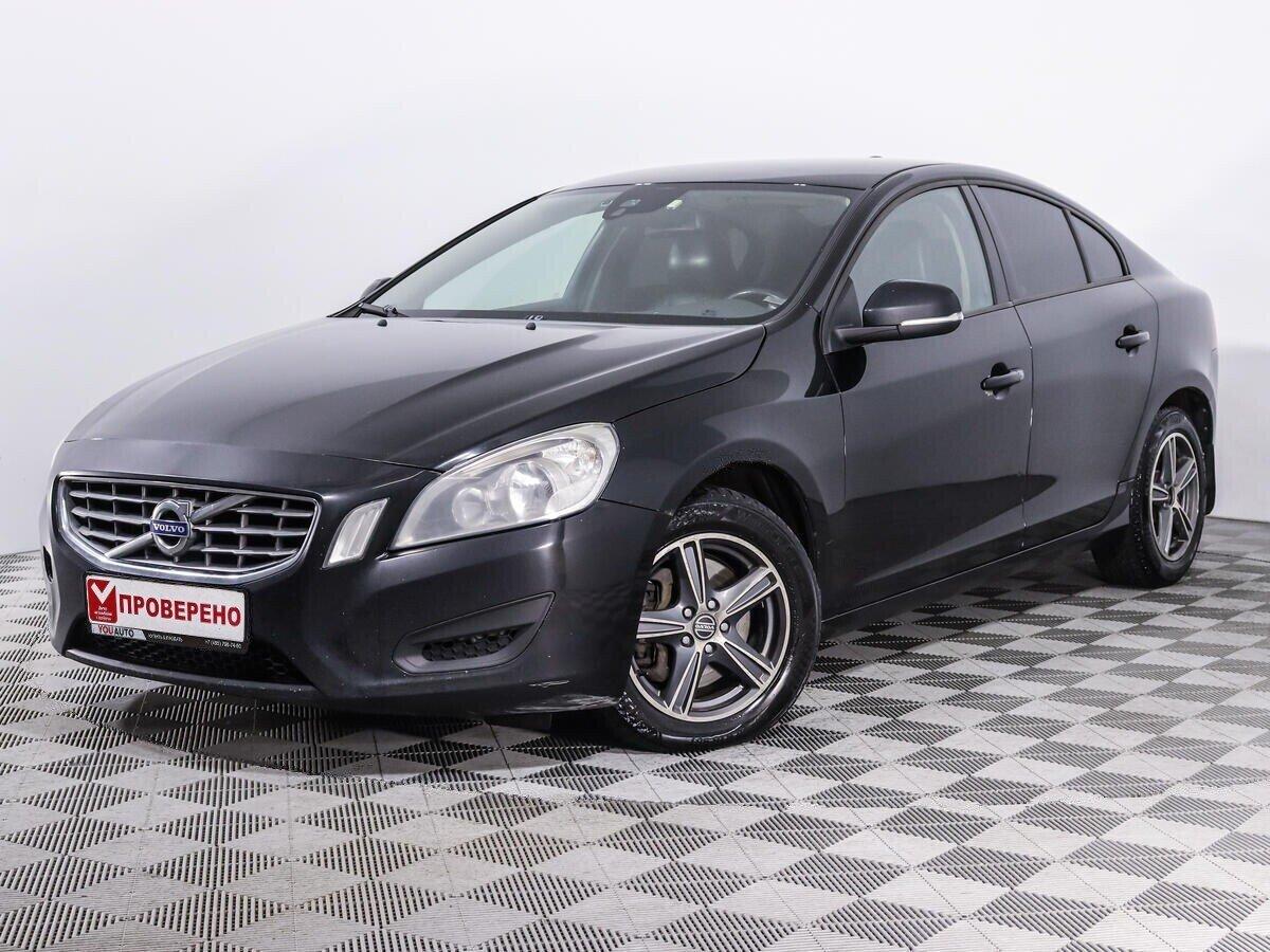 Volvo S60 2011, черный
