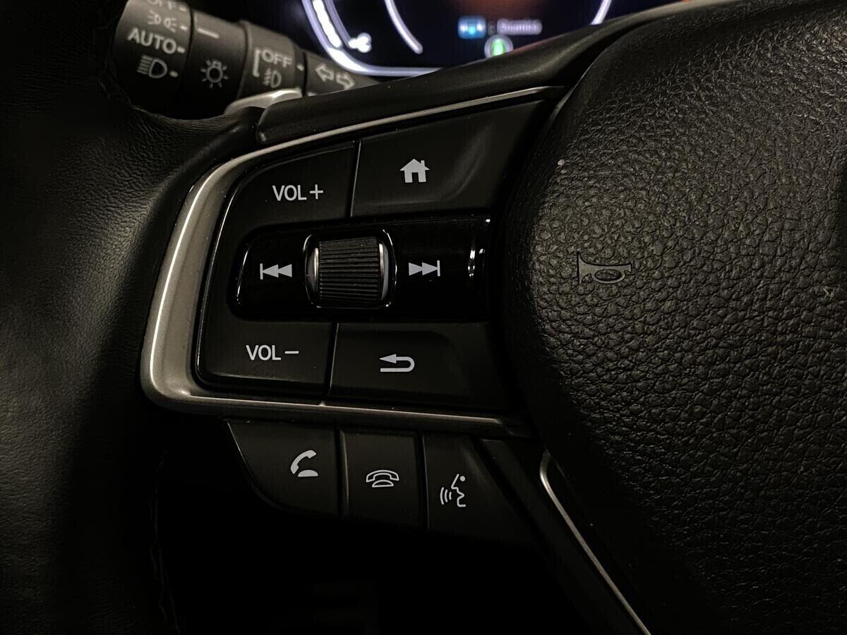 Honda Accord 2019, пурпурный