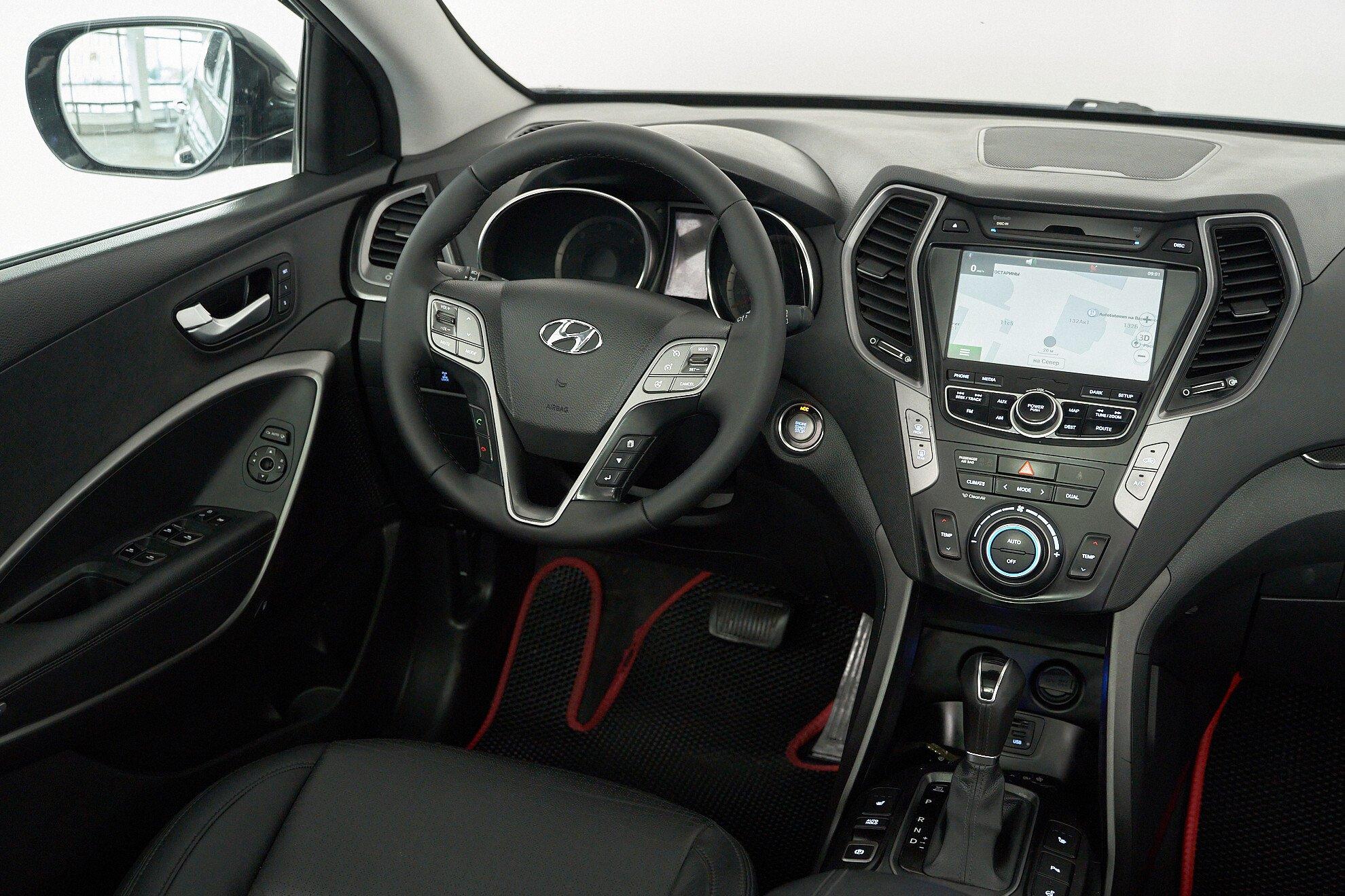 Hyundai Santa Fe 2014, серый