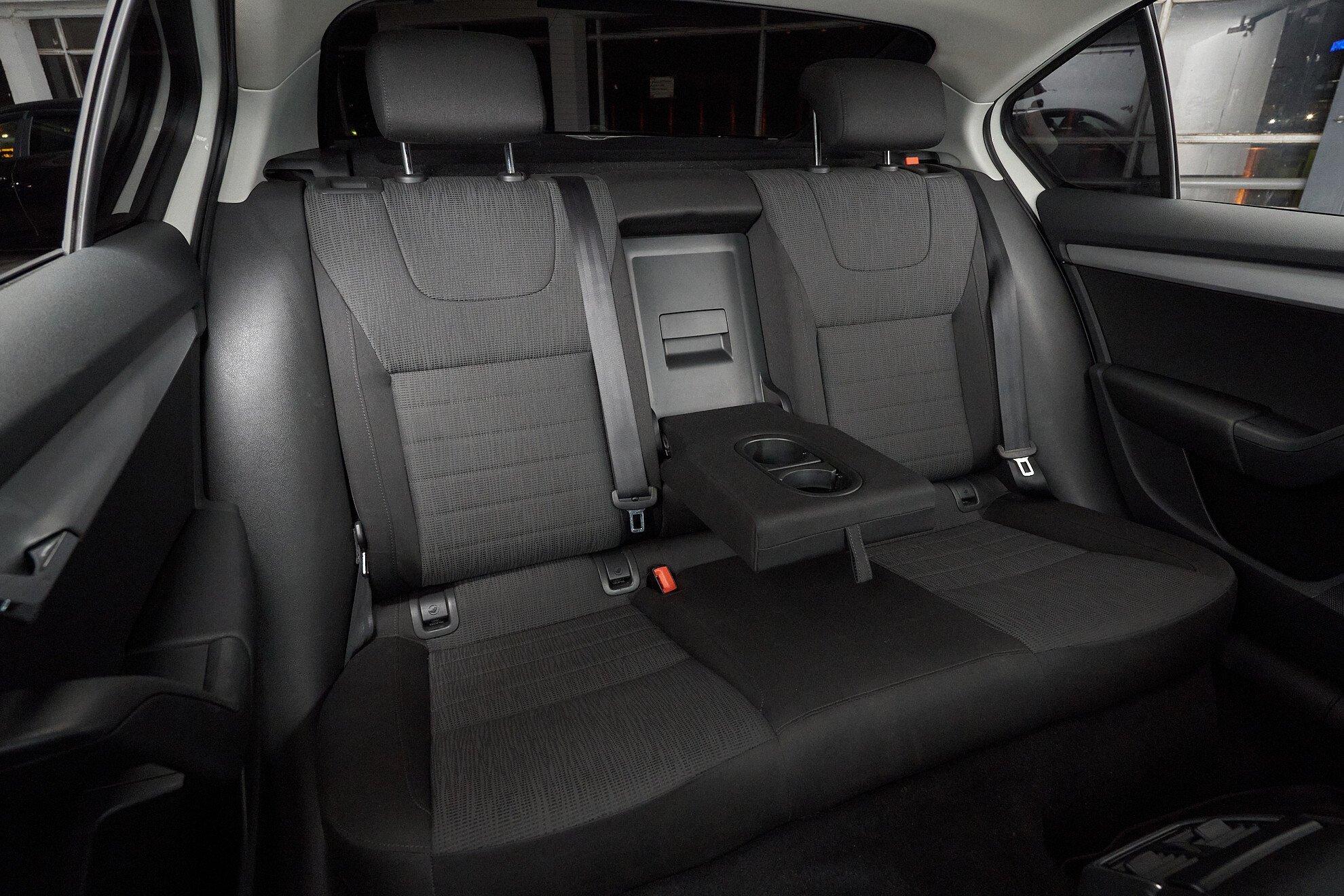 Skoda Octavia 2014, белый