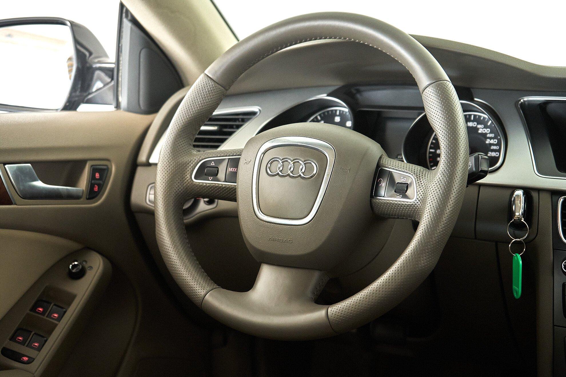 Audi A5 2011, черный