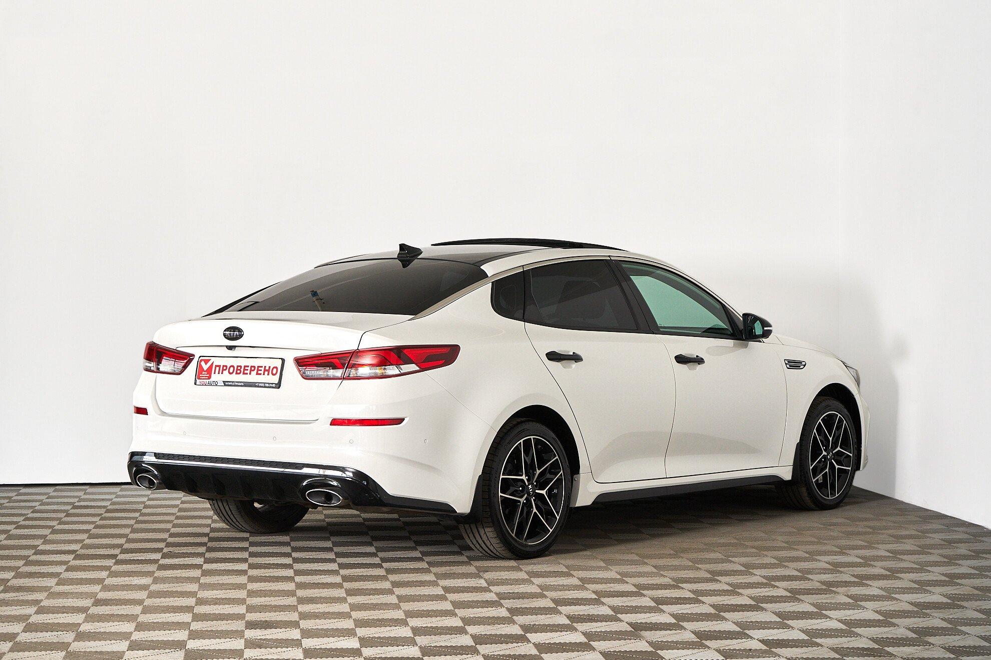 Kia Optima 2018, белый