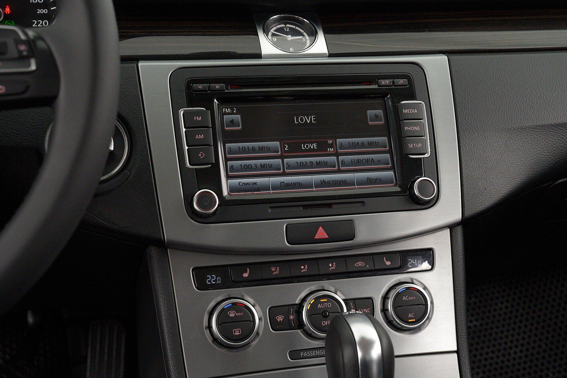 Volkswagen Passat CC 2013, черный