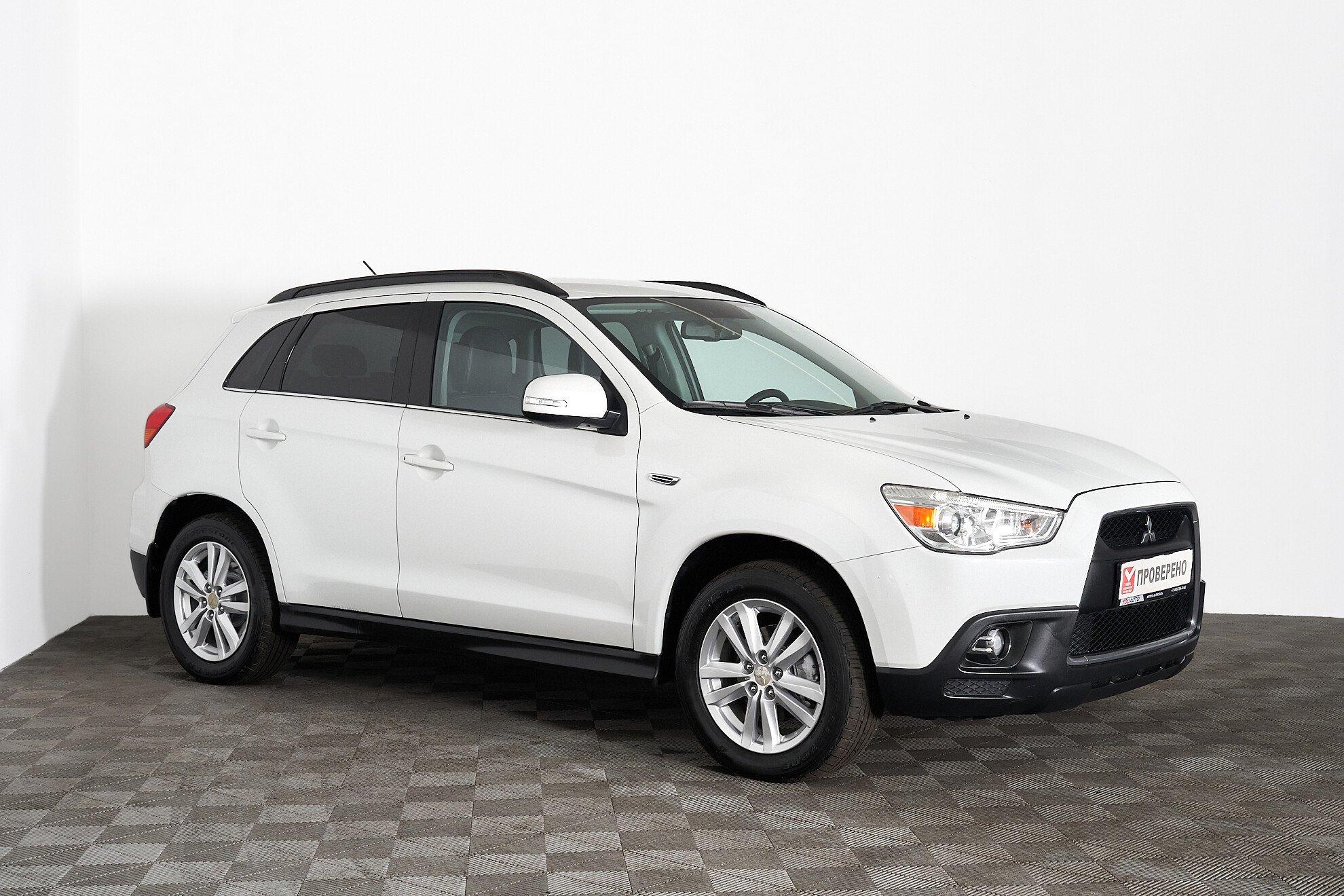 Mitsubishi ASX 2012, белый