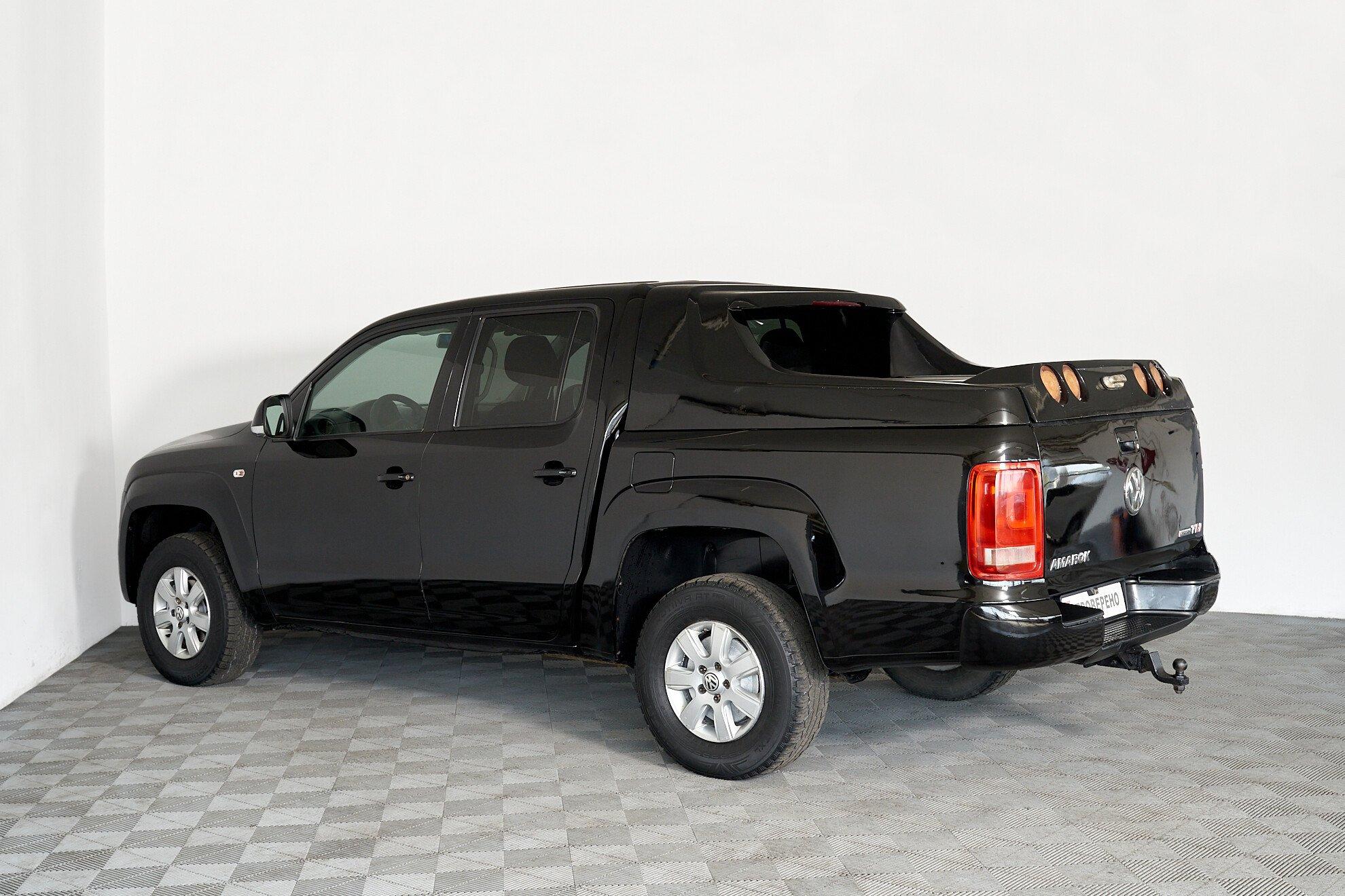 Volkswagen Amarok 2013, черный