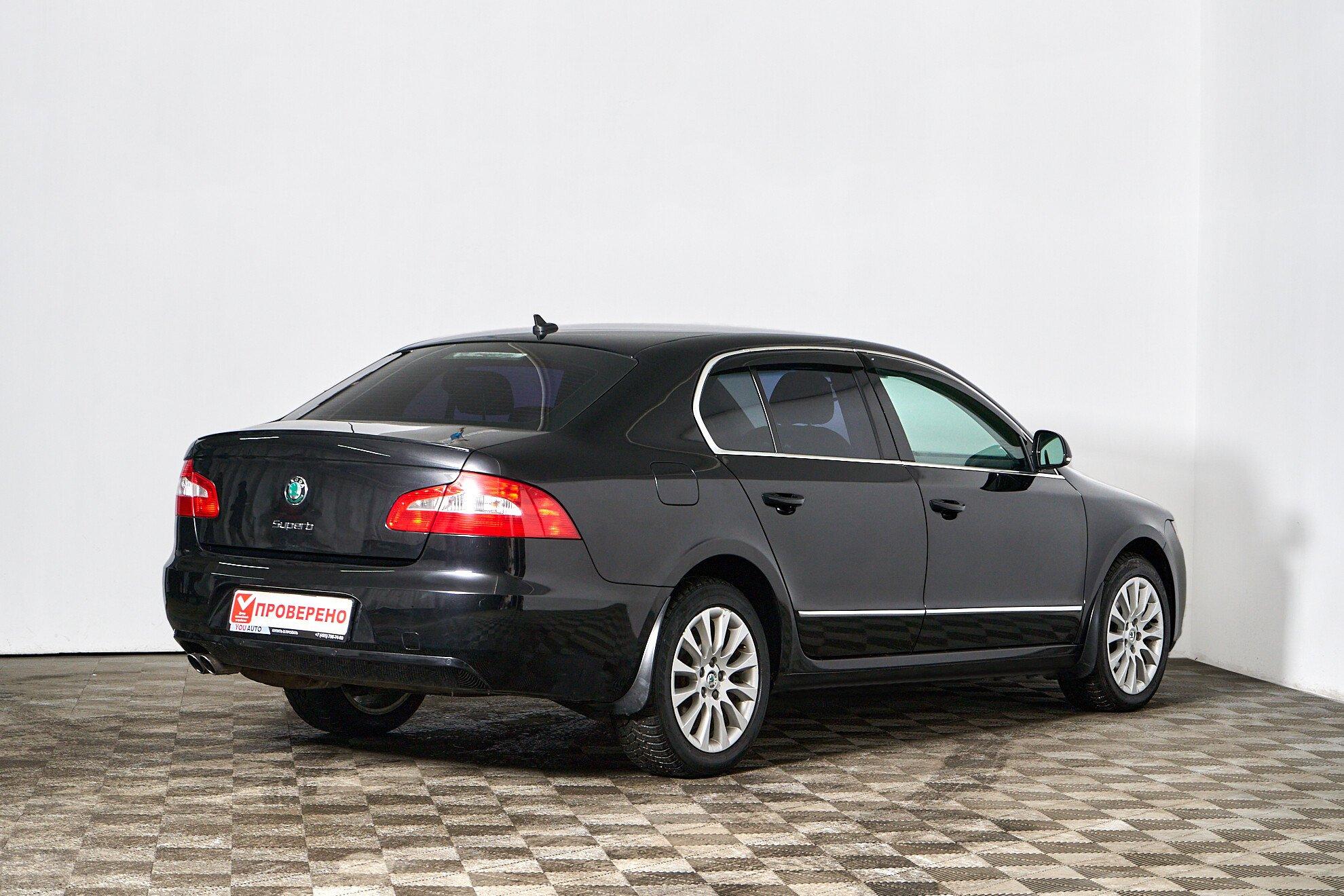 Skoda Superb 2009, черный