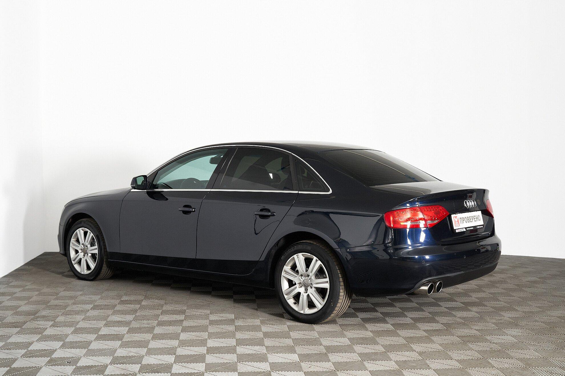 Audi A4 2010, синий