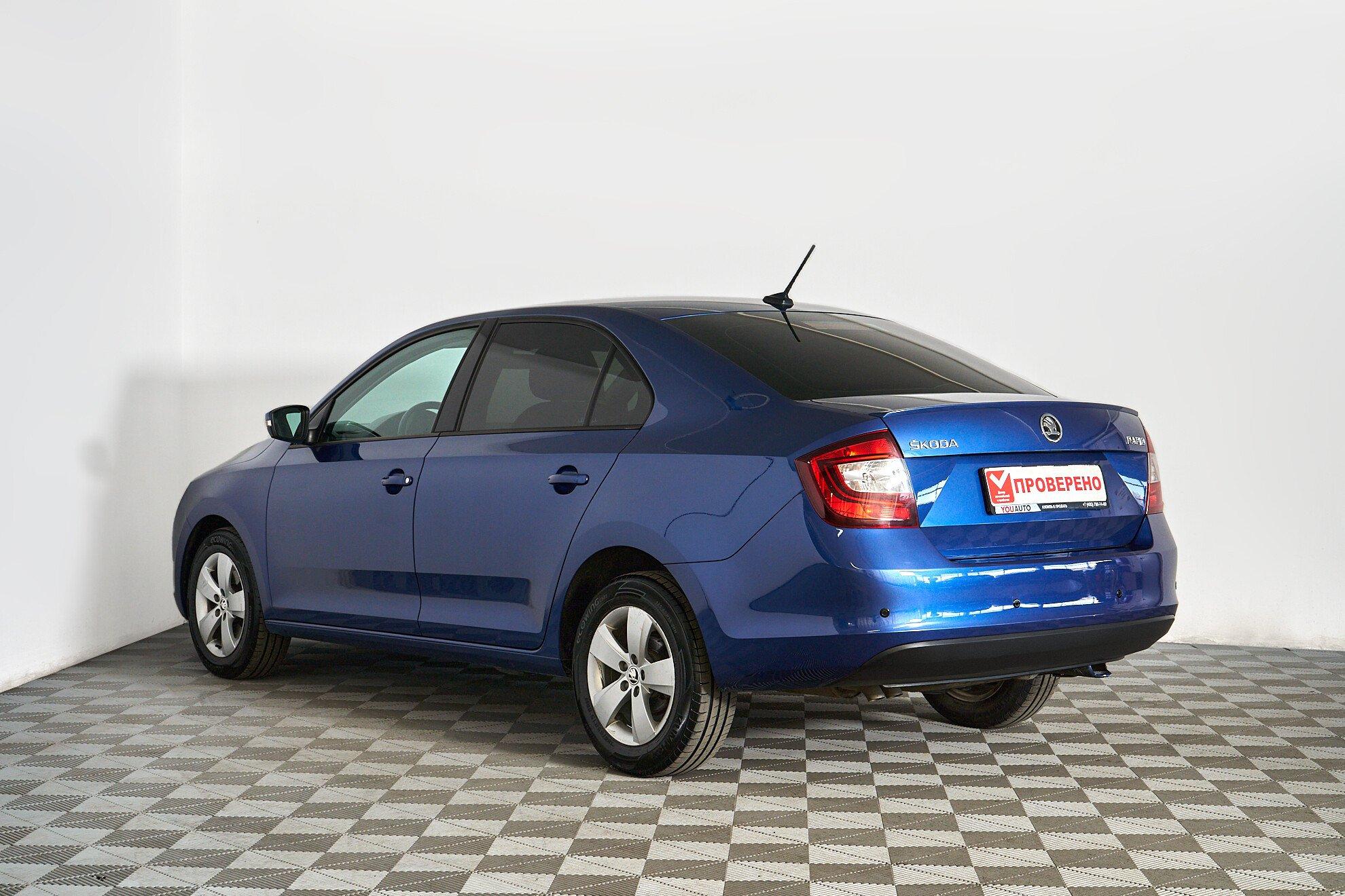 Skoda Rapid 2017, синий