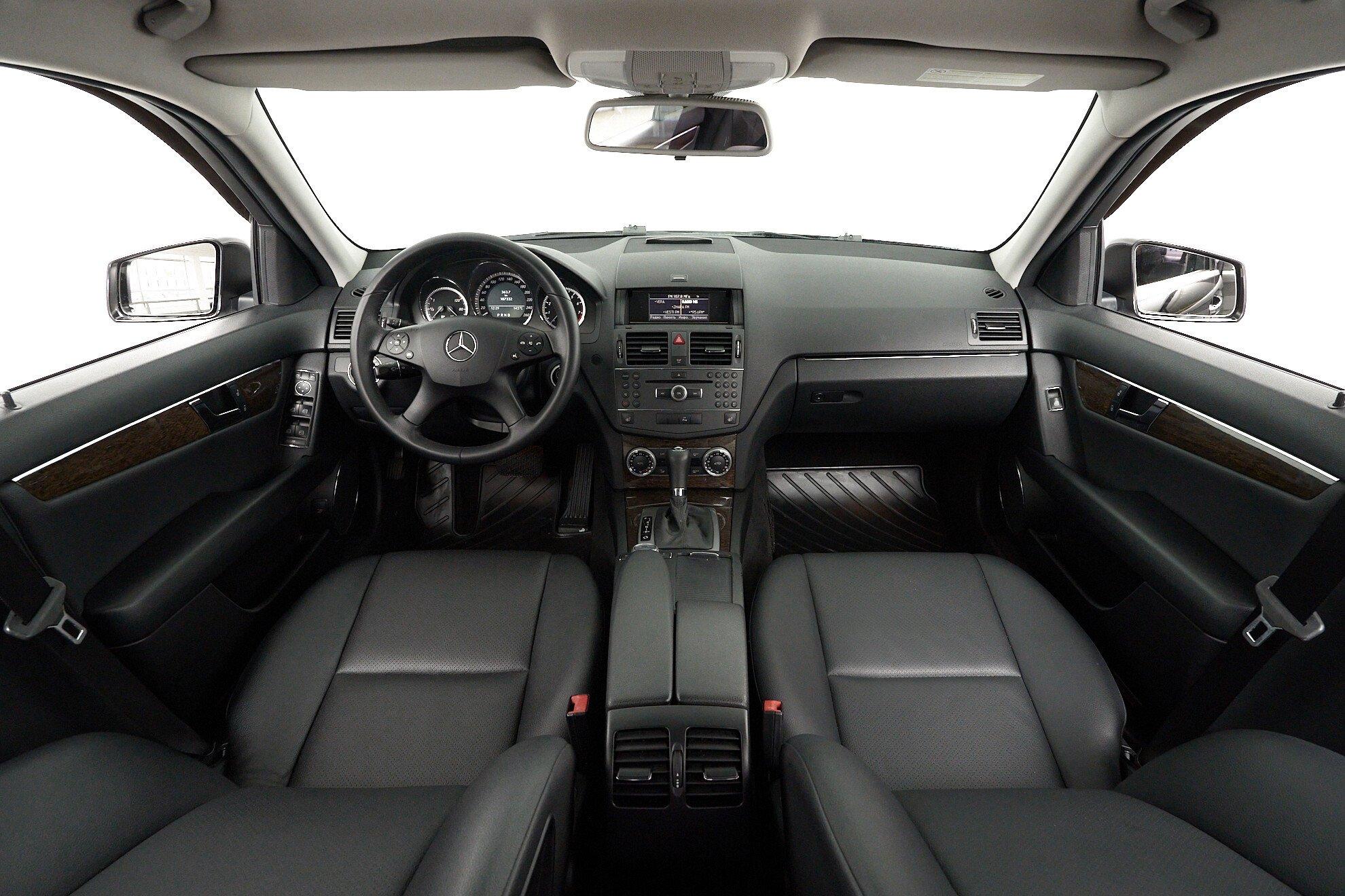 Mercedes-Benz C-Класс 2010, черный
