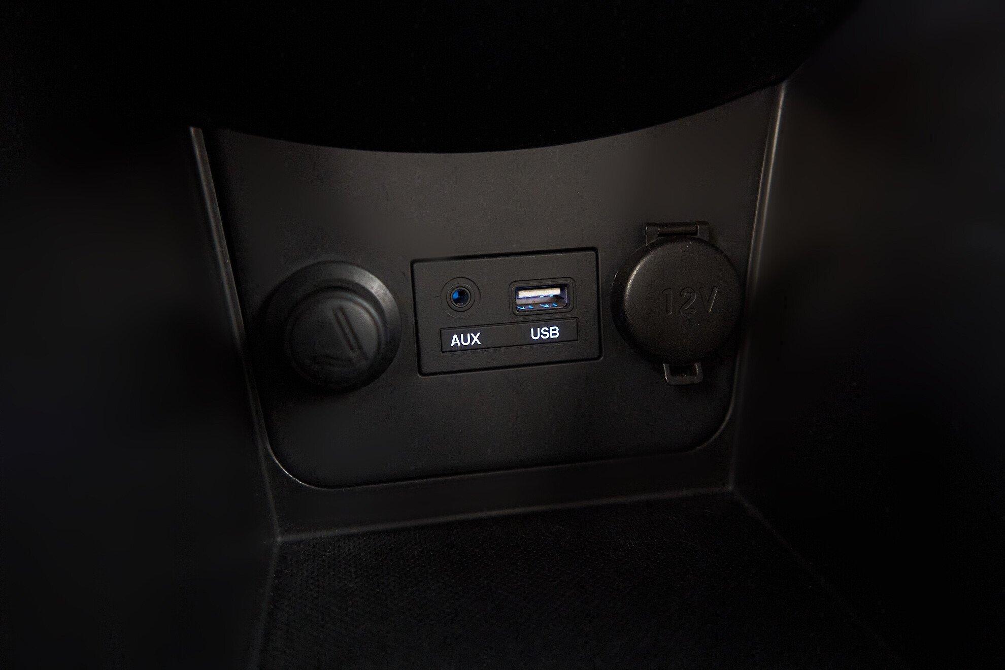 Hyundai Solaris 2014, черный