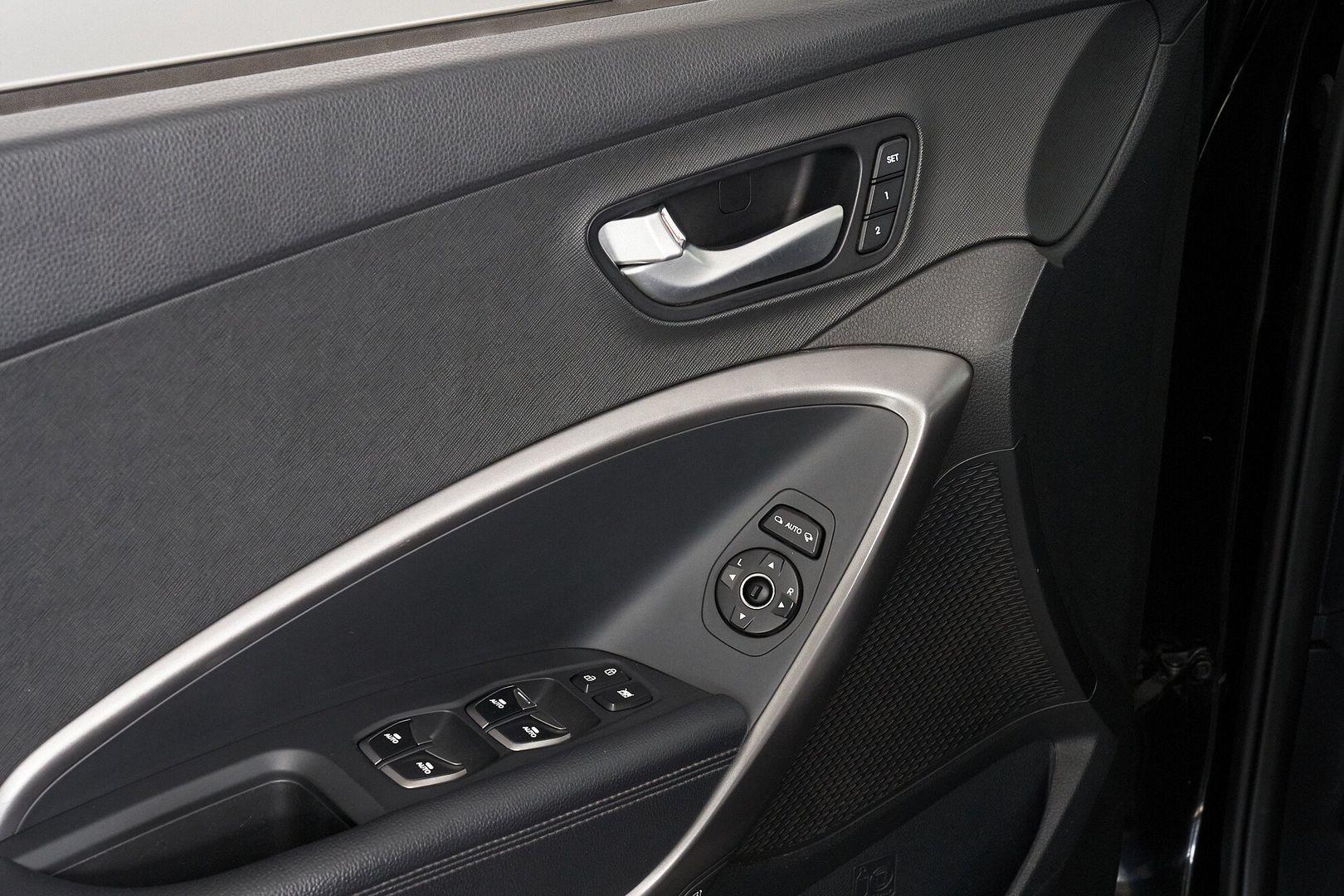 Hyundai Santa Fe 2014, черный