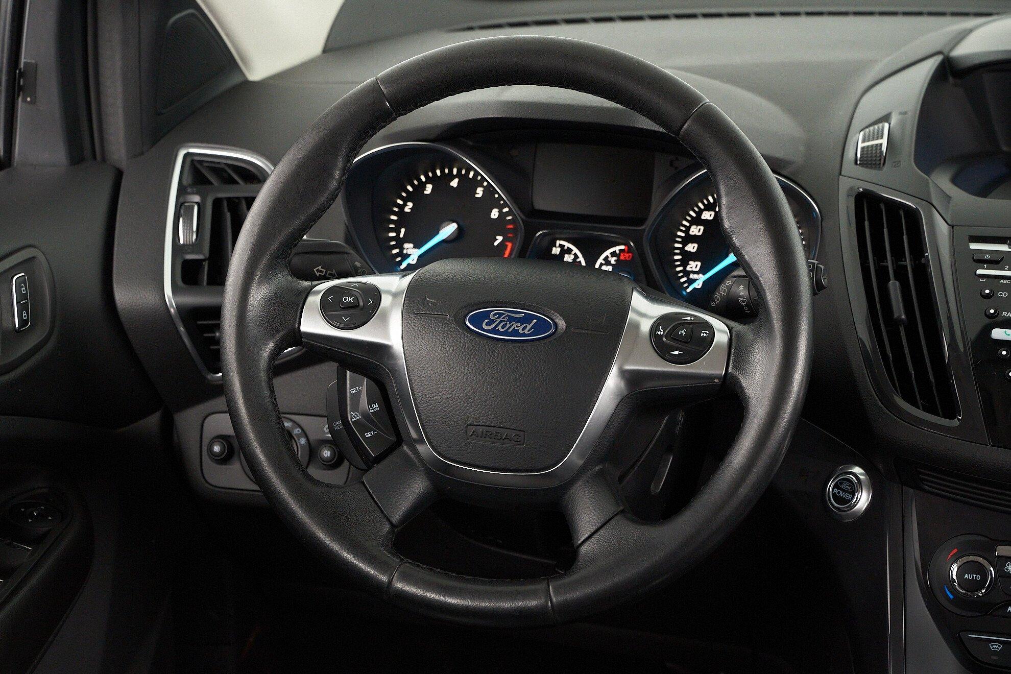 Ford Kuga 2014, черный