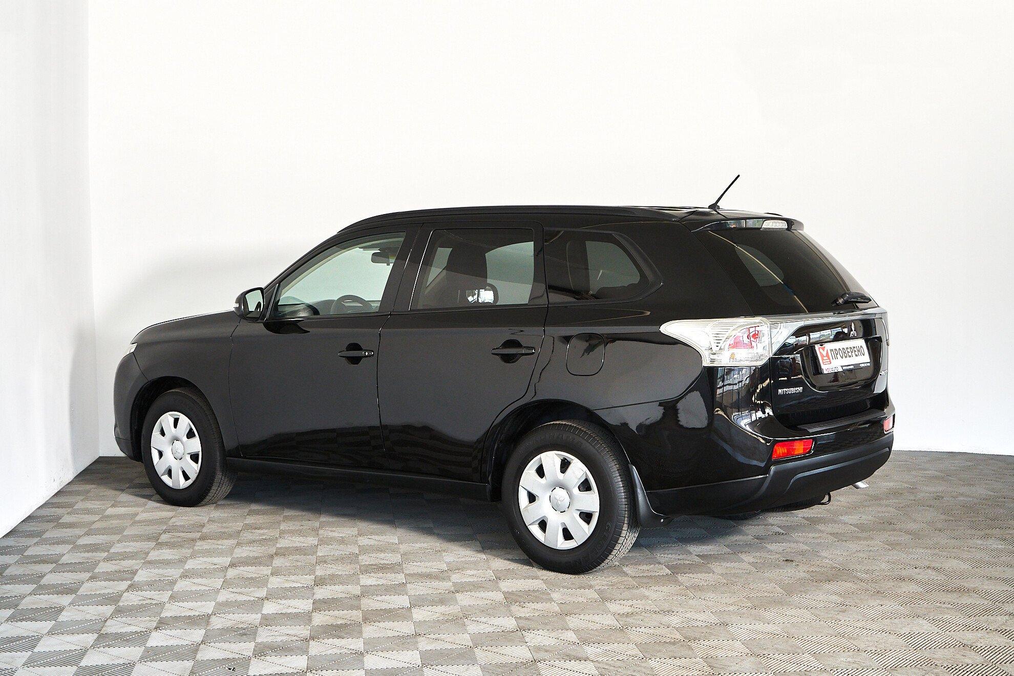 Mitsubishi Outlander 2012, черный