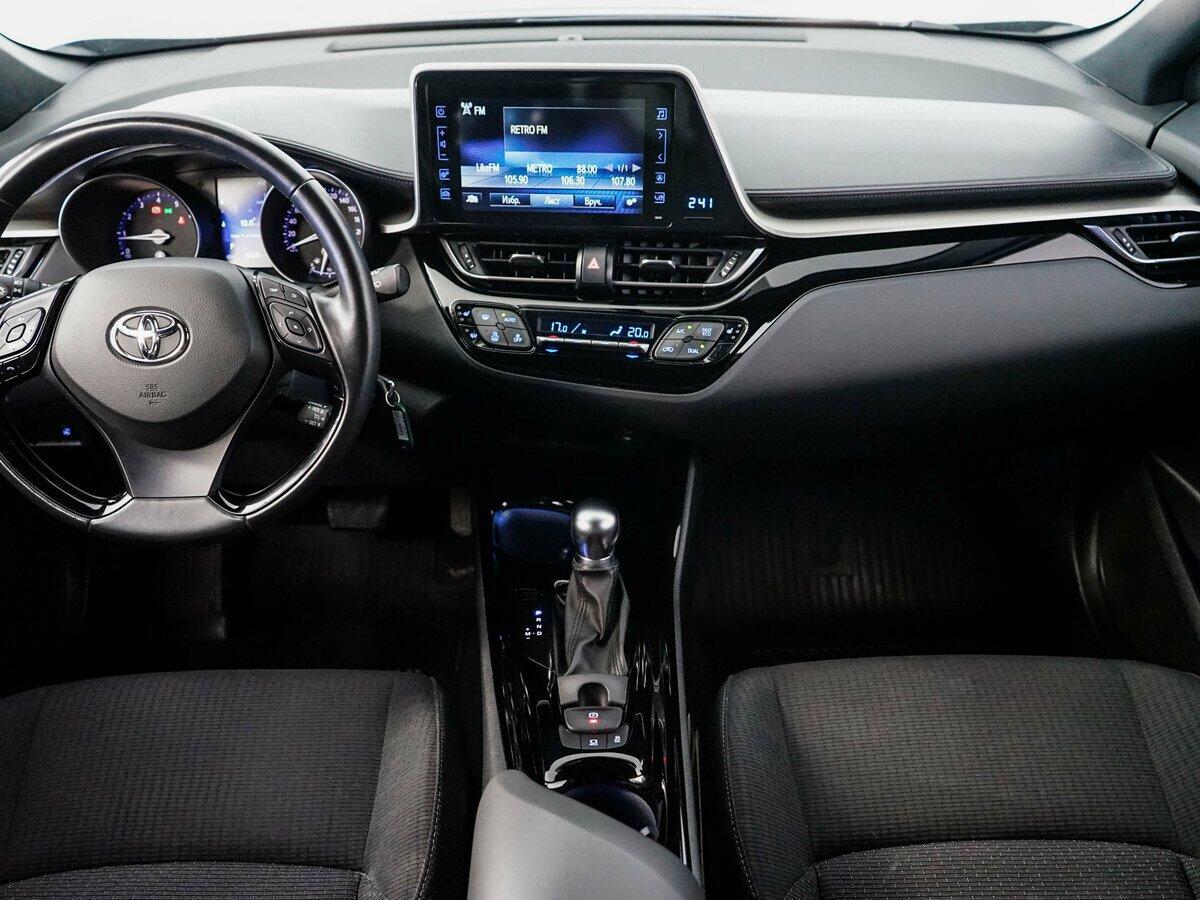 Toyota C-HR 2018, черный