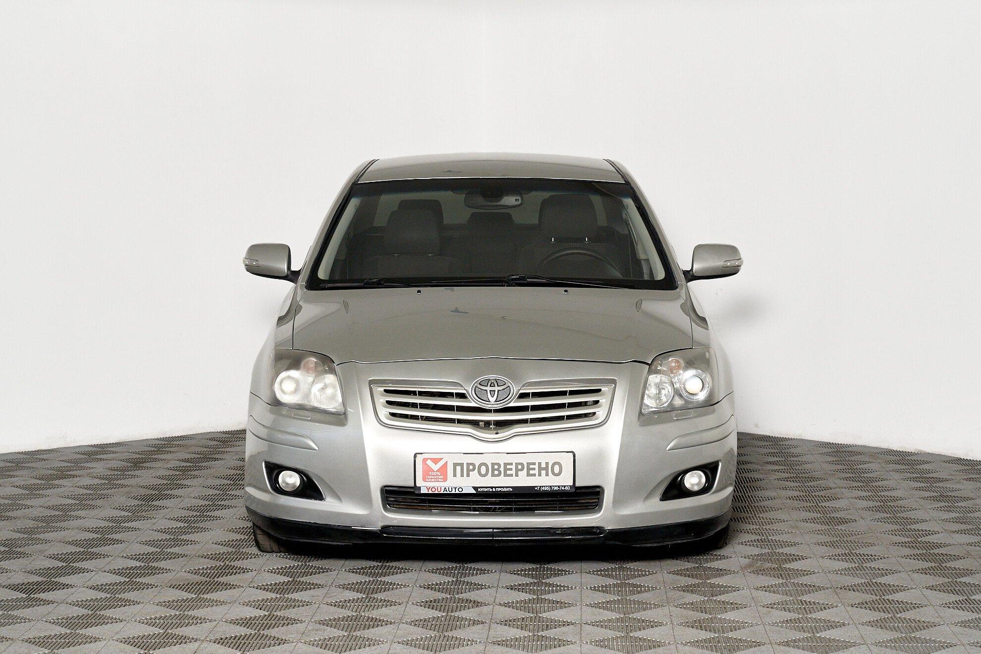 Toyota Avensis 2008, серебряный