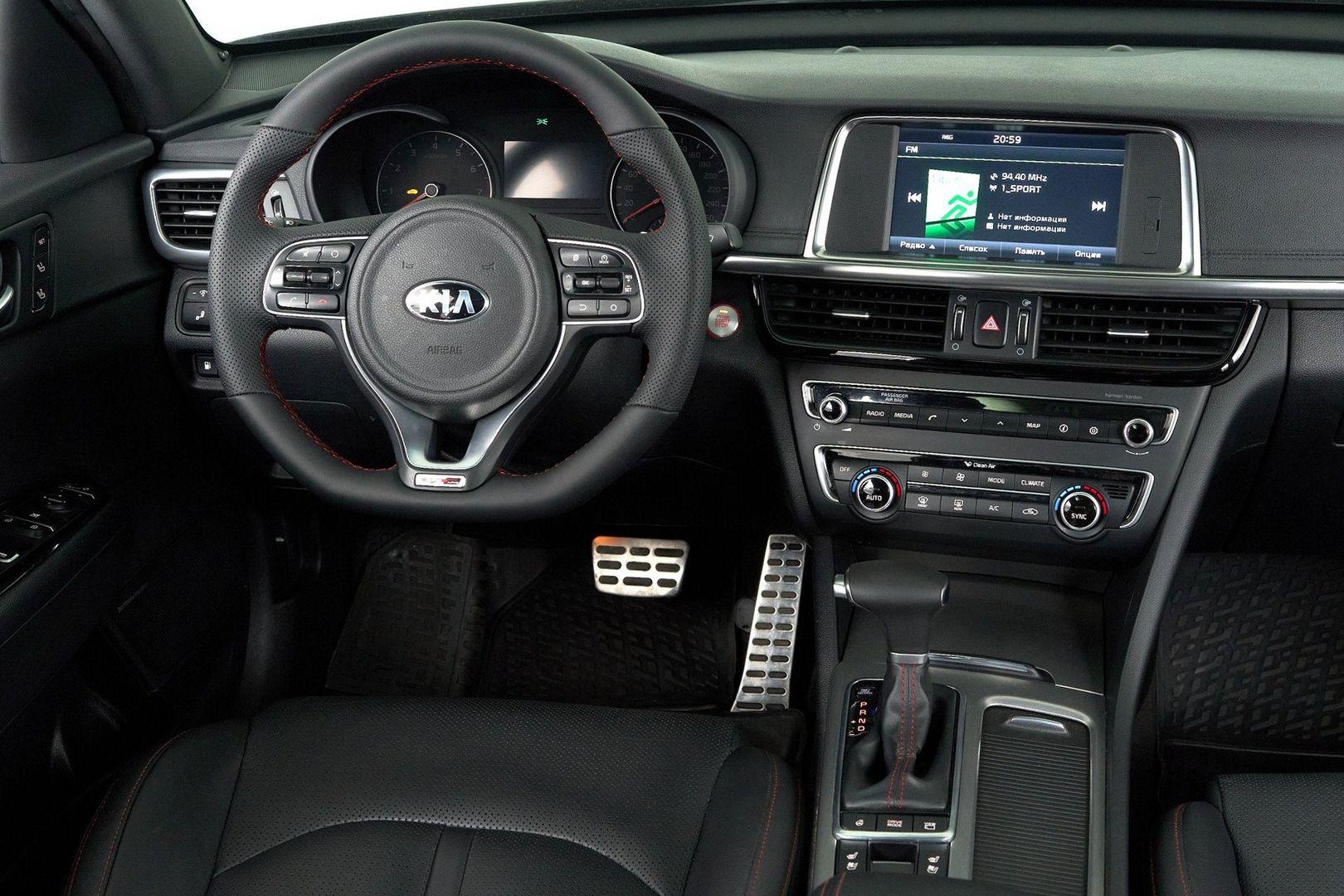 Kia Optima 2018, коричневый