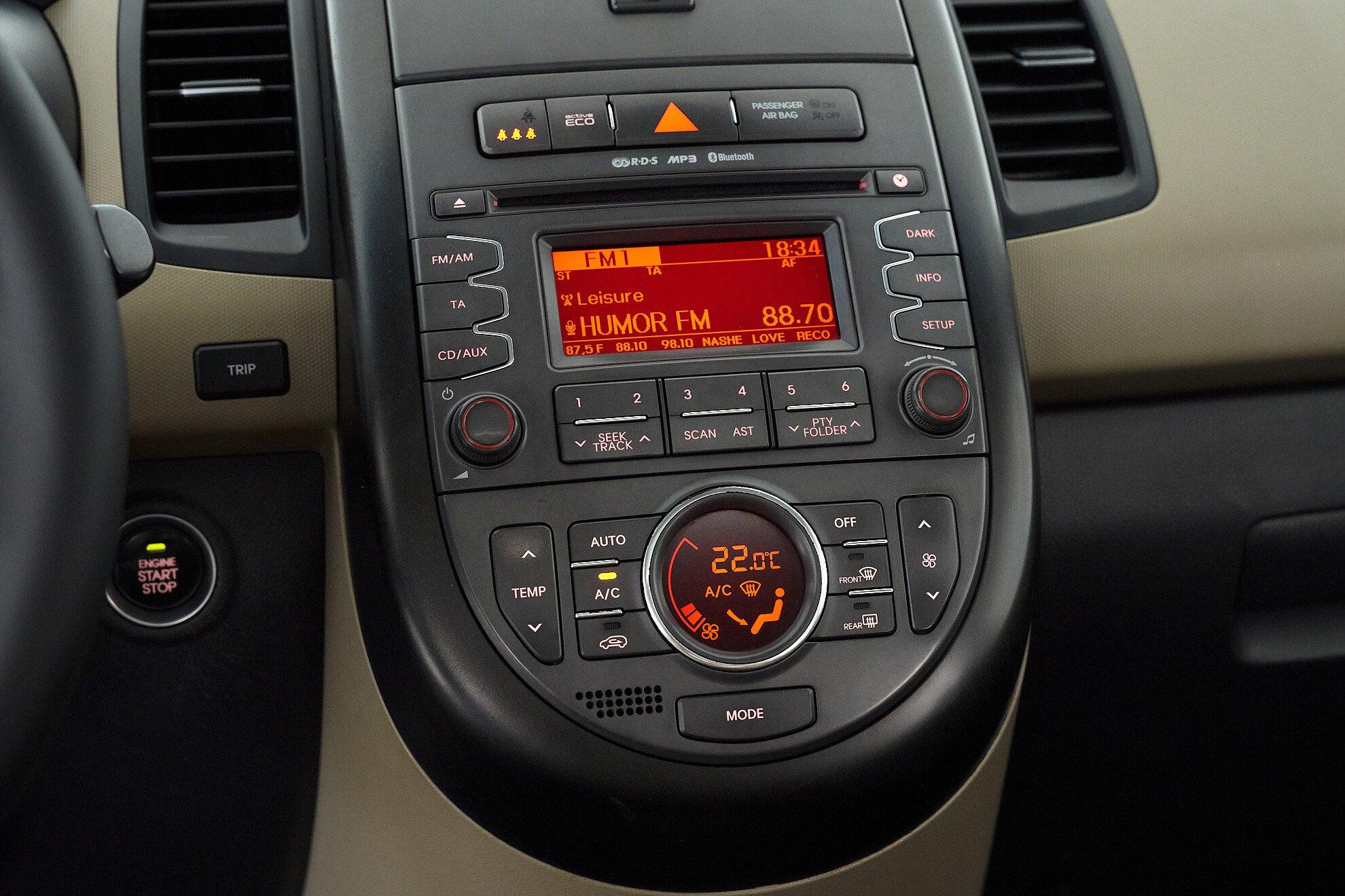 Kia Soul 2012, серебряный
