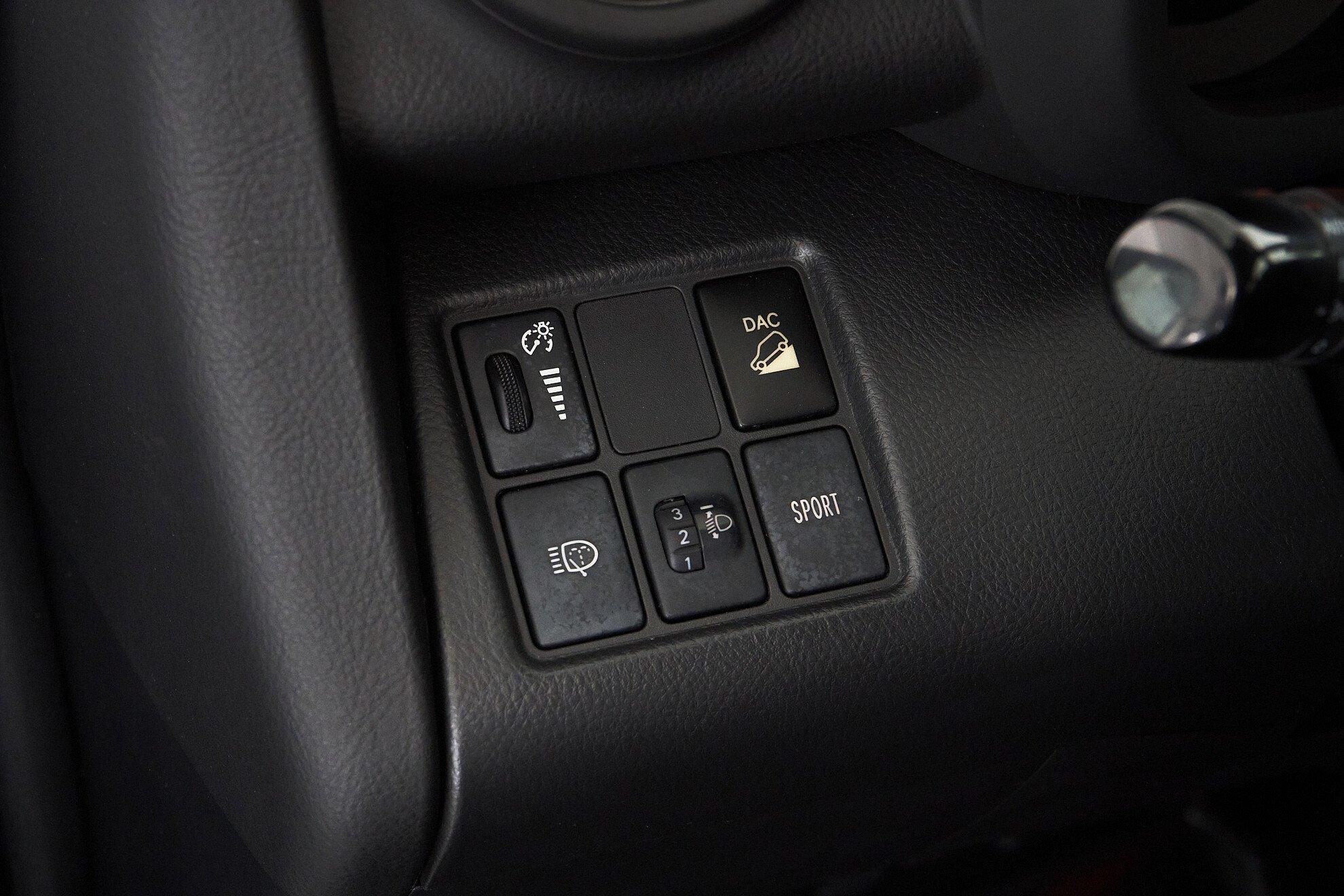 Toyota RAV4 2010, серый