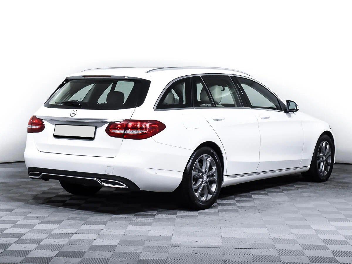 Mercedes-Benz C-Класс 2017, белый