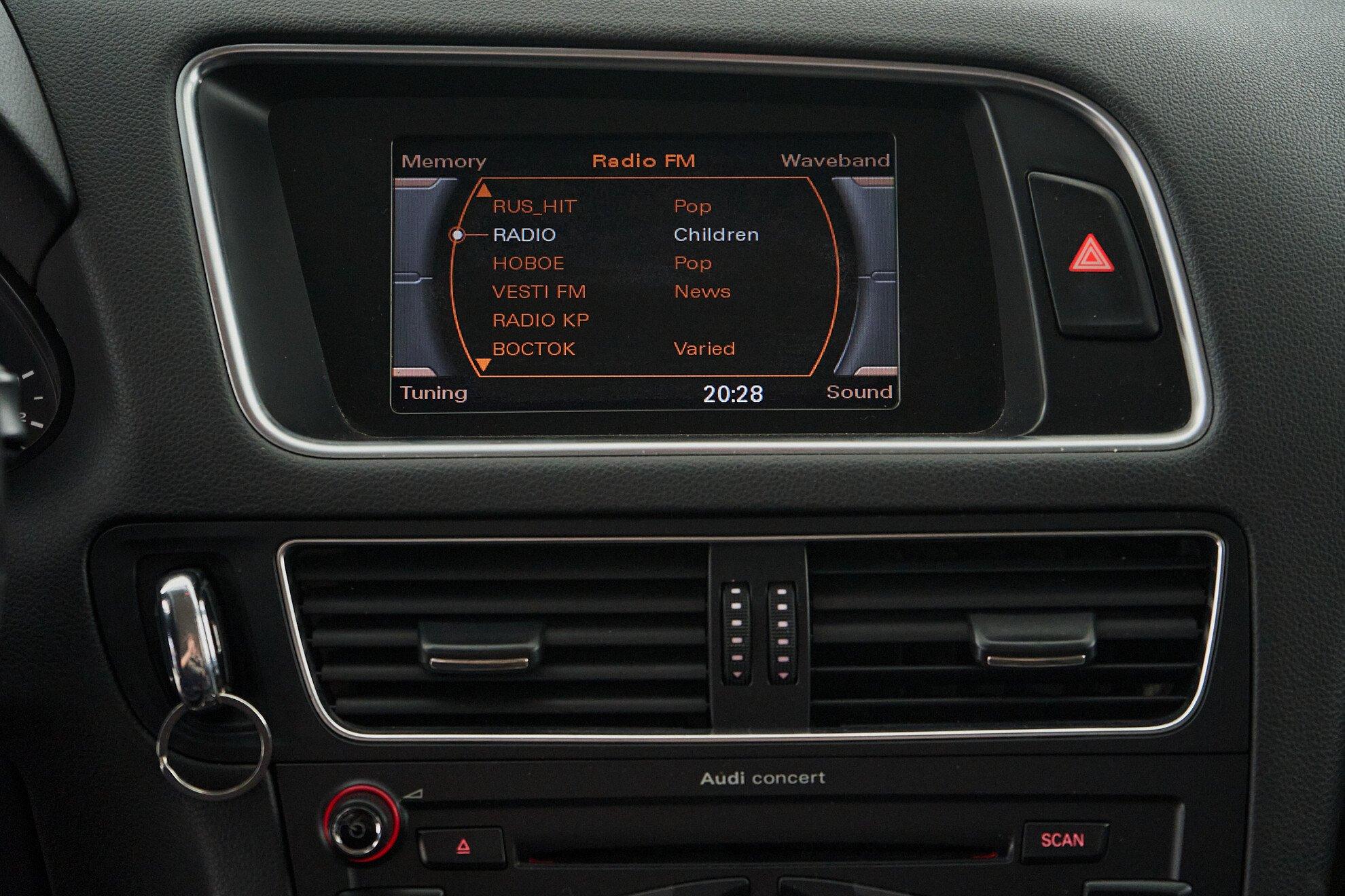 Audi Q5 2009, черный