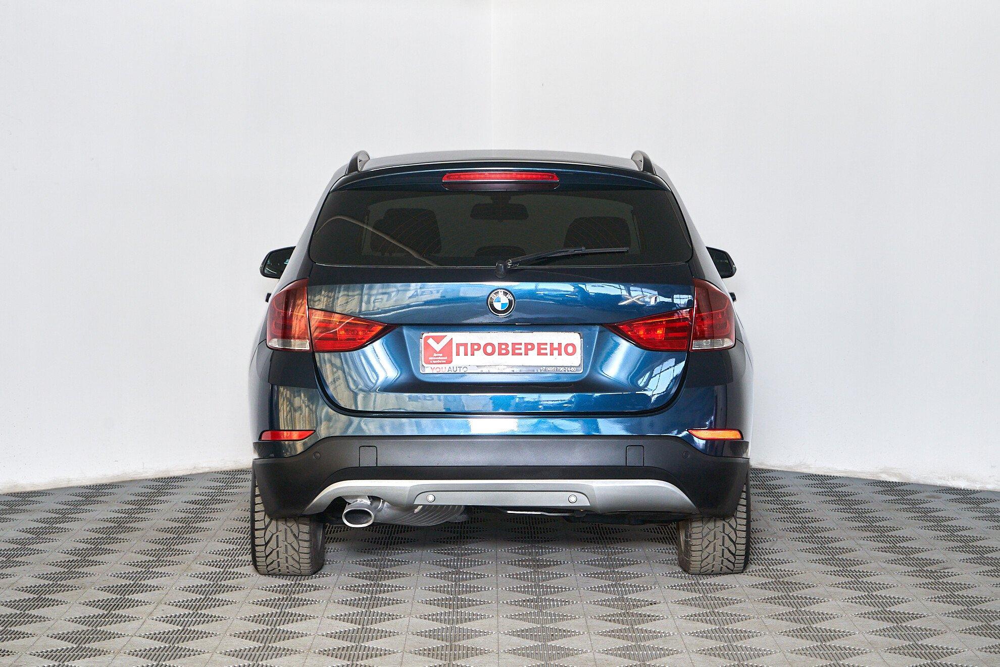 BMW X1 2012, синий