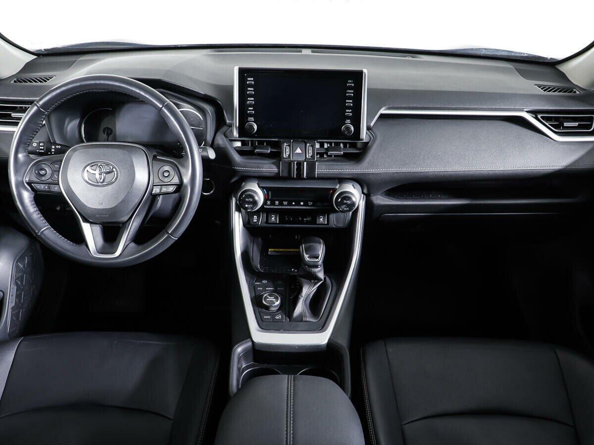 Toyota RAV4 2021, коричневый