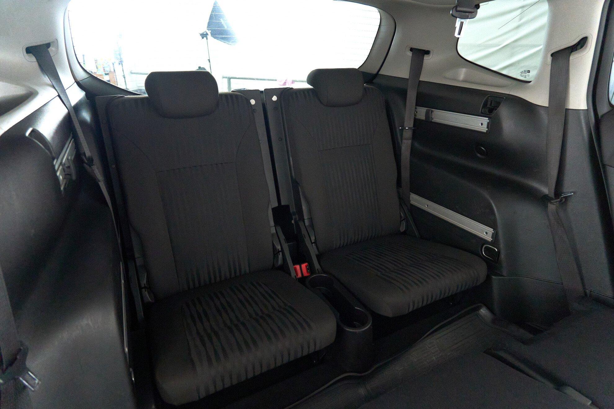 Opel Zafira 2014, зеленый