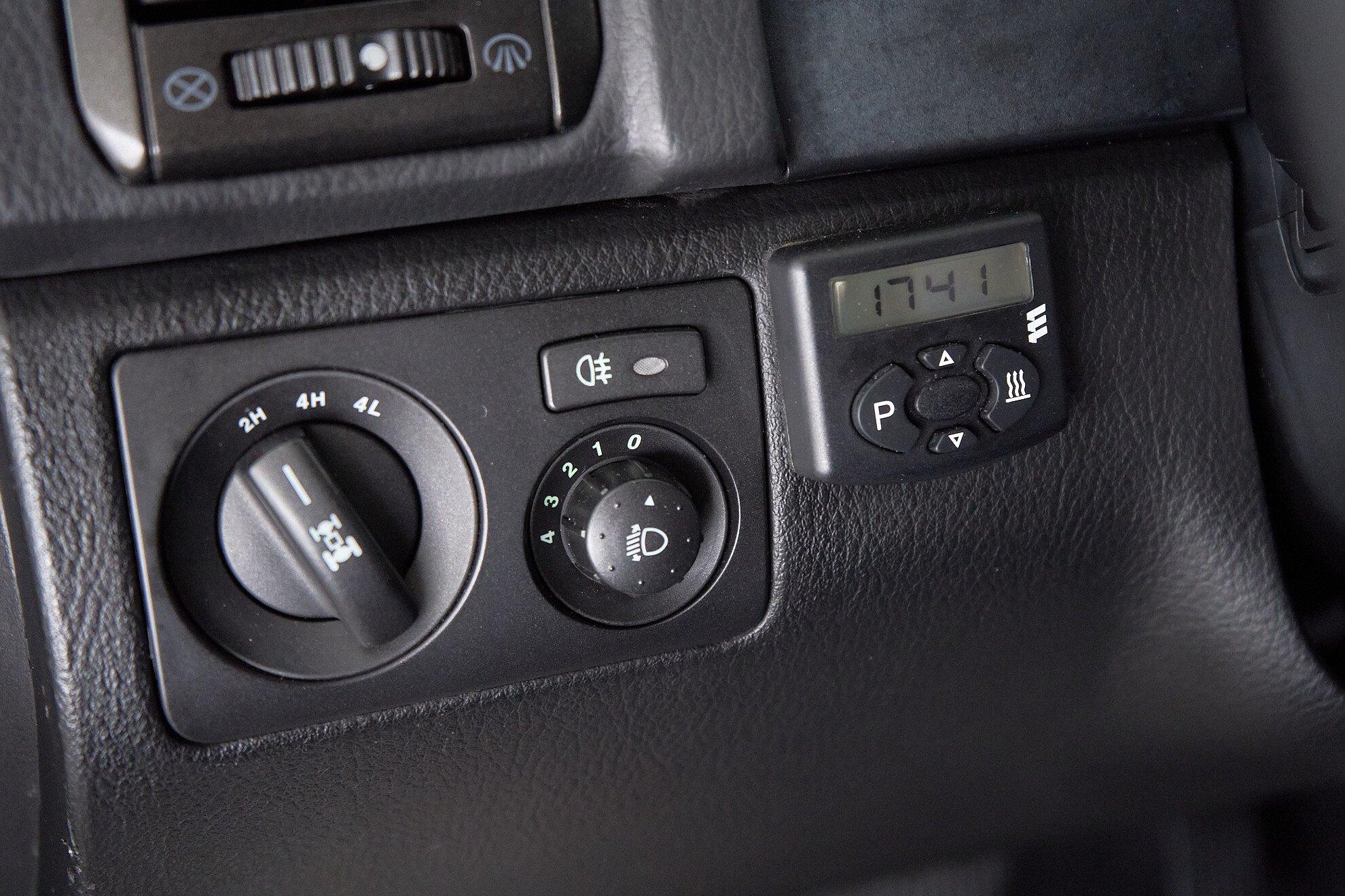 SsangYong Rexton 2013, черный