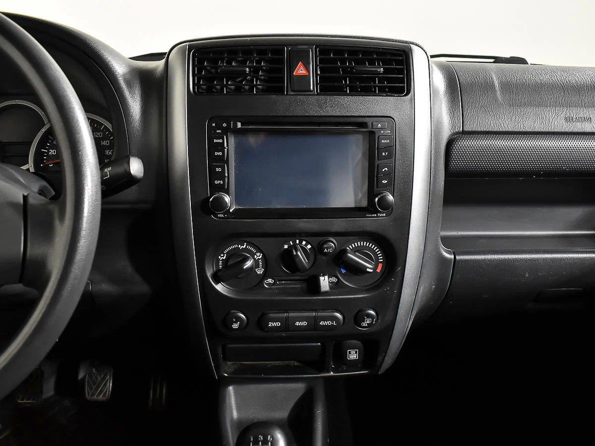 Suzuki Jimny 2014, зеленый