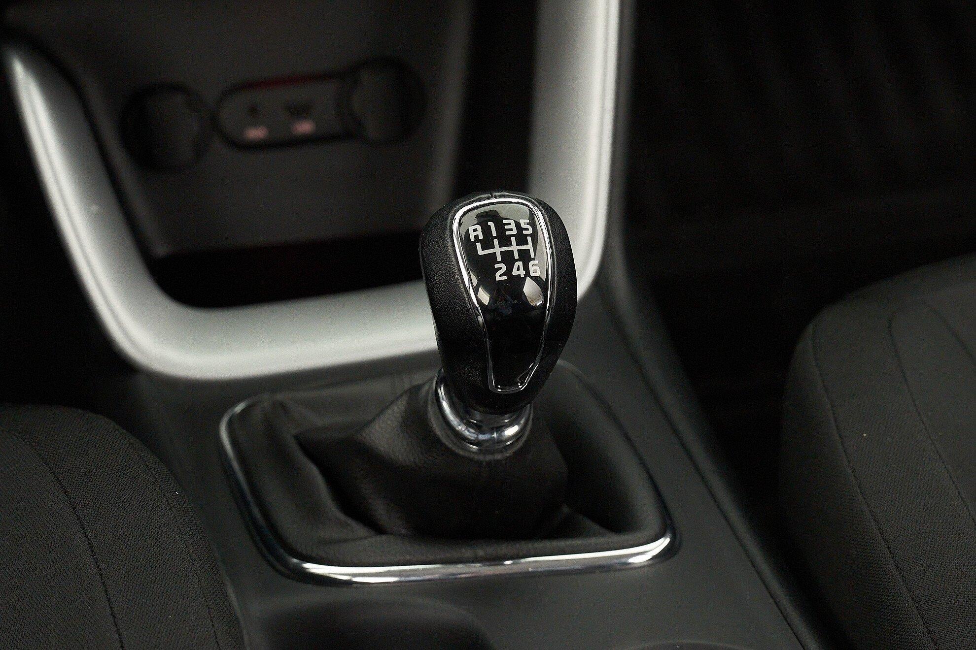 Kia Ceed 2015, белый